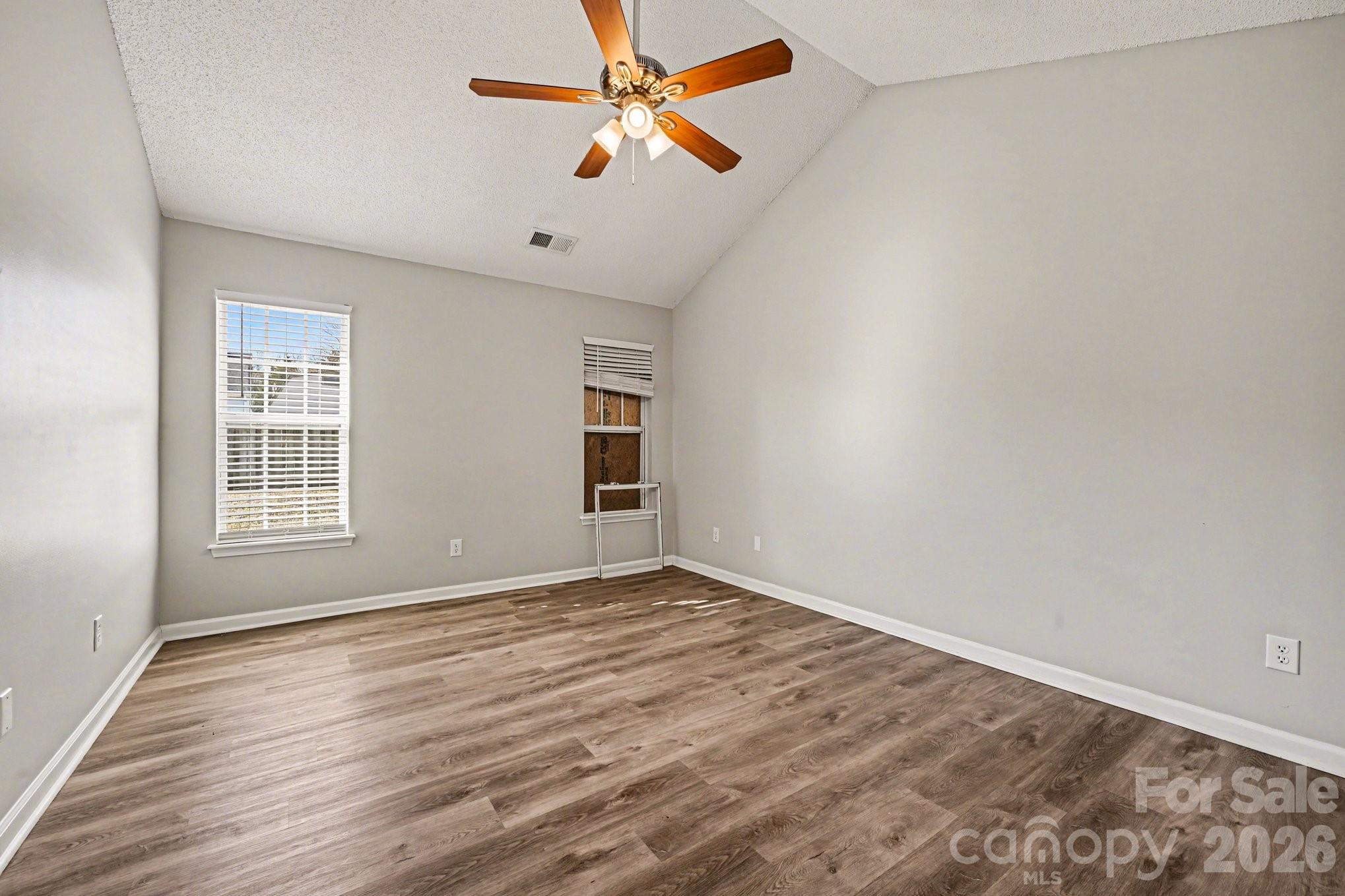 4271 Maybrook Court SW — Concord