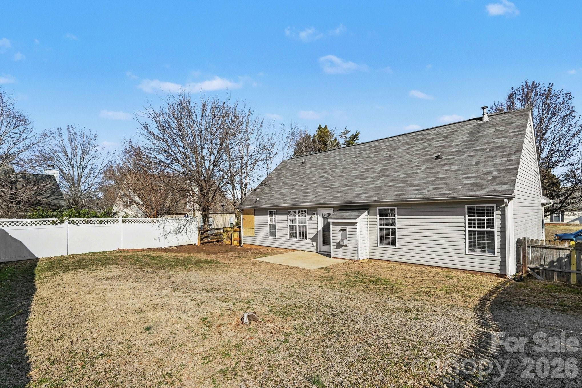 4271 Maybrook Court SW — Concord