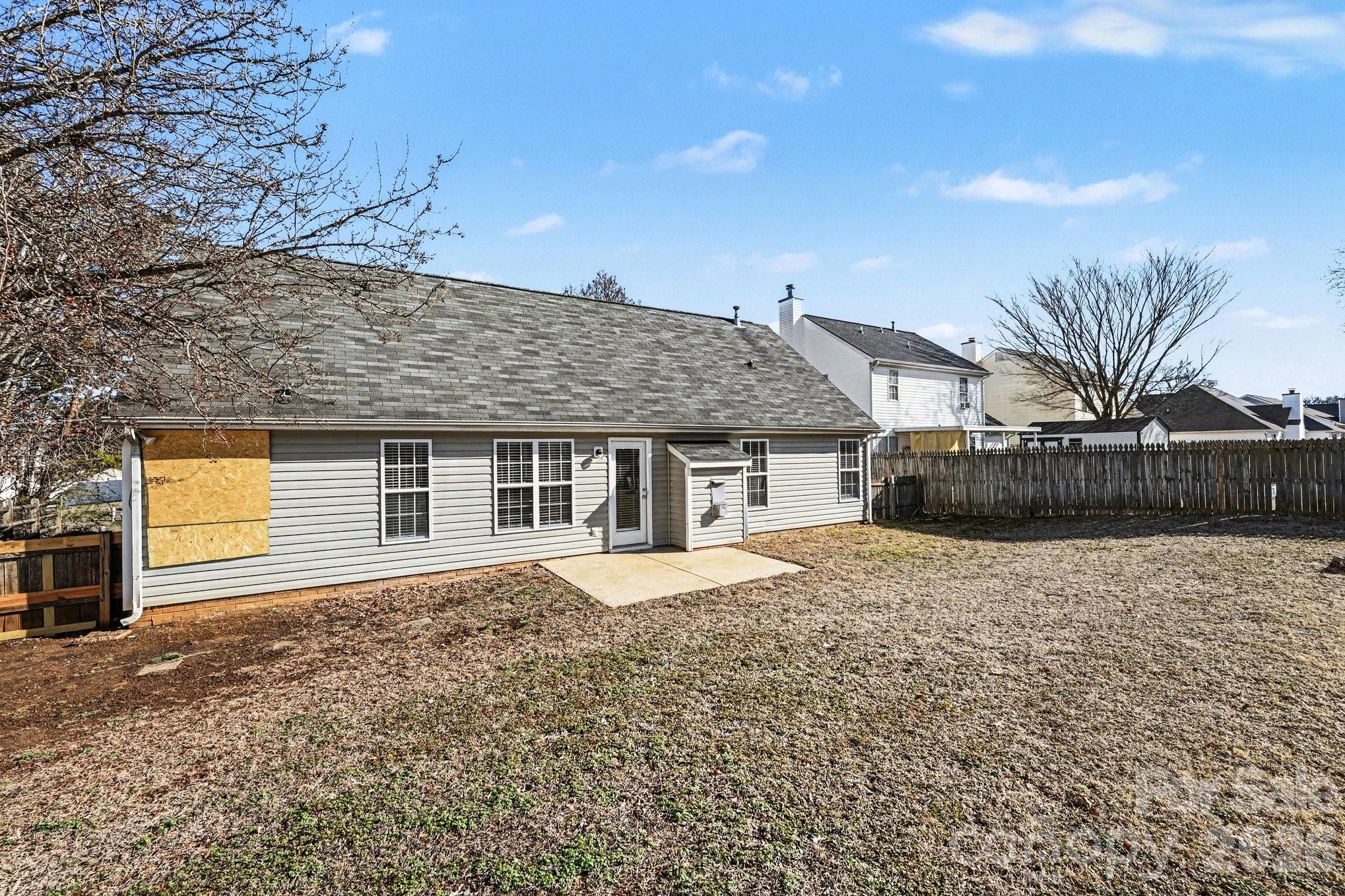 4271 Maybrook Court SW — Concord