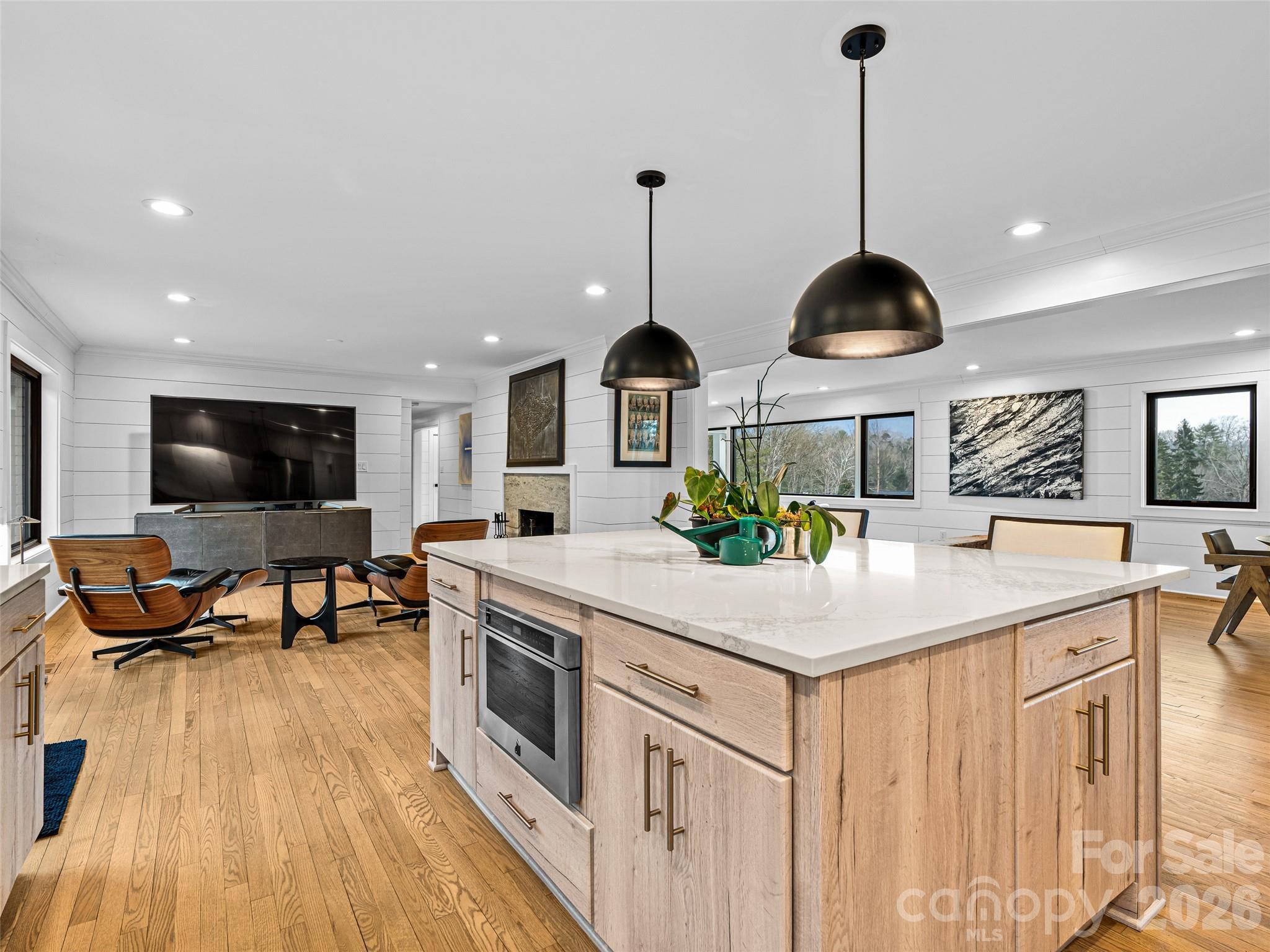 51 Forest Road — Asheville