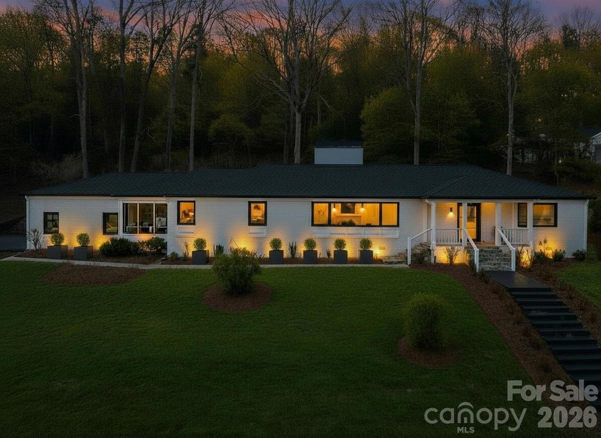 51 Forest Road — Asheville