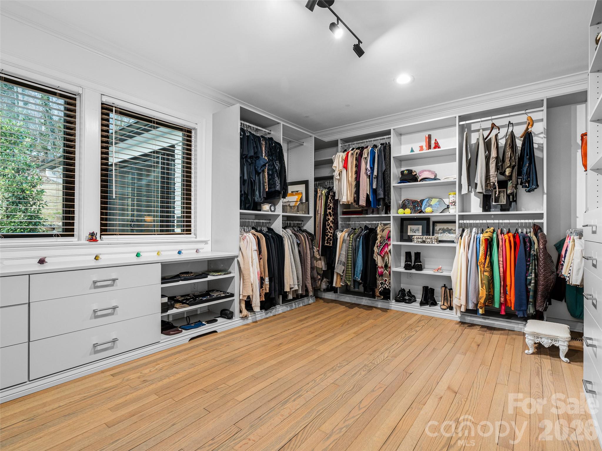 51 Forest Road — Asheville