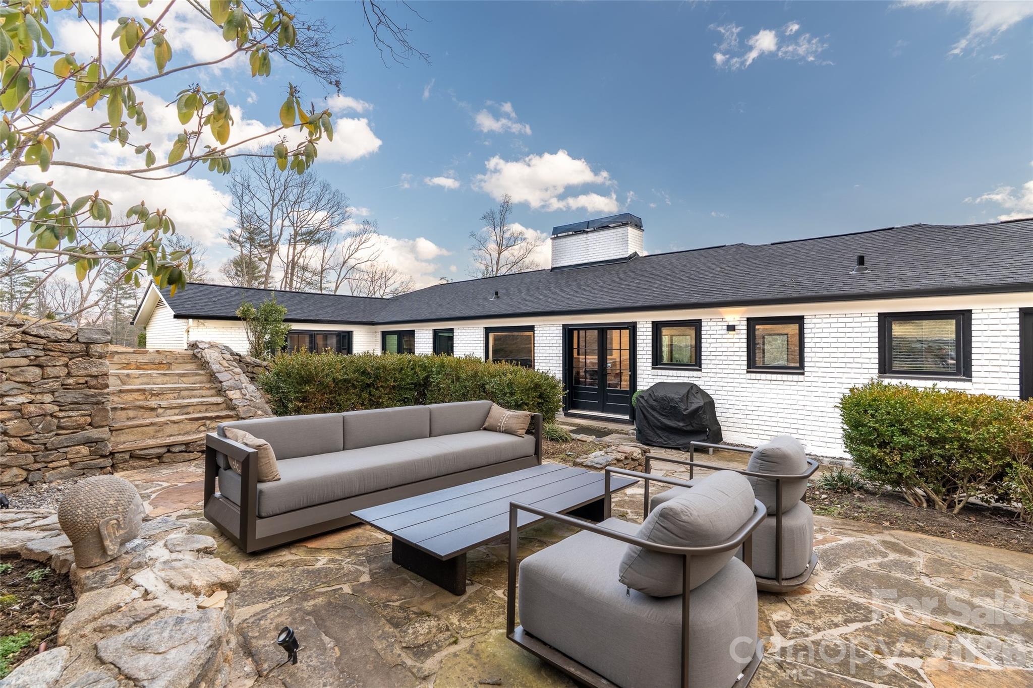 51 Forest Road — Asheville