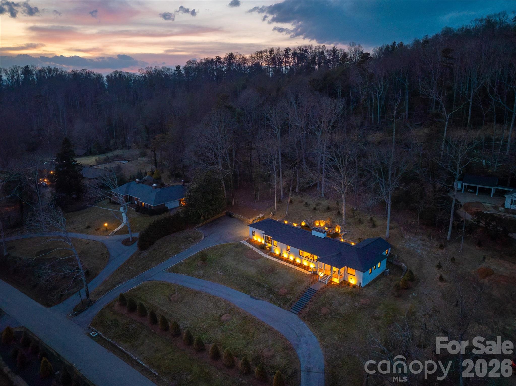 51 Forest Road — Asheville