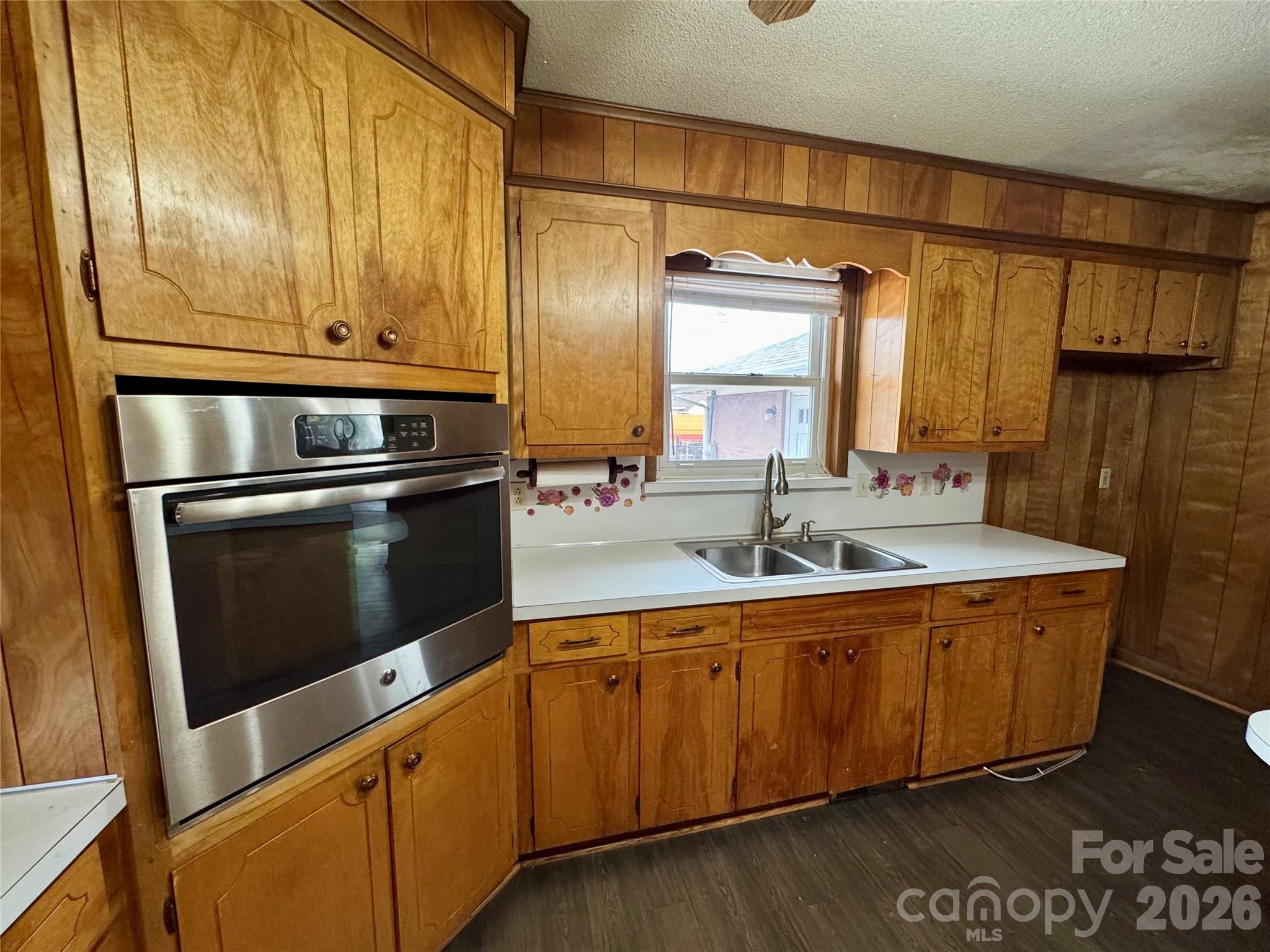 545 Collins Street — Kannapolis
