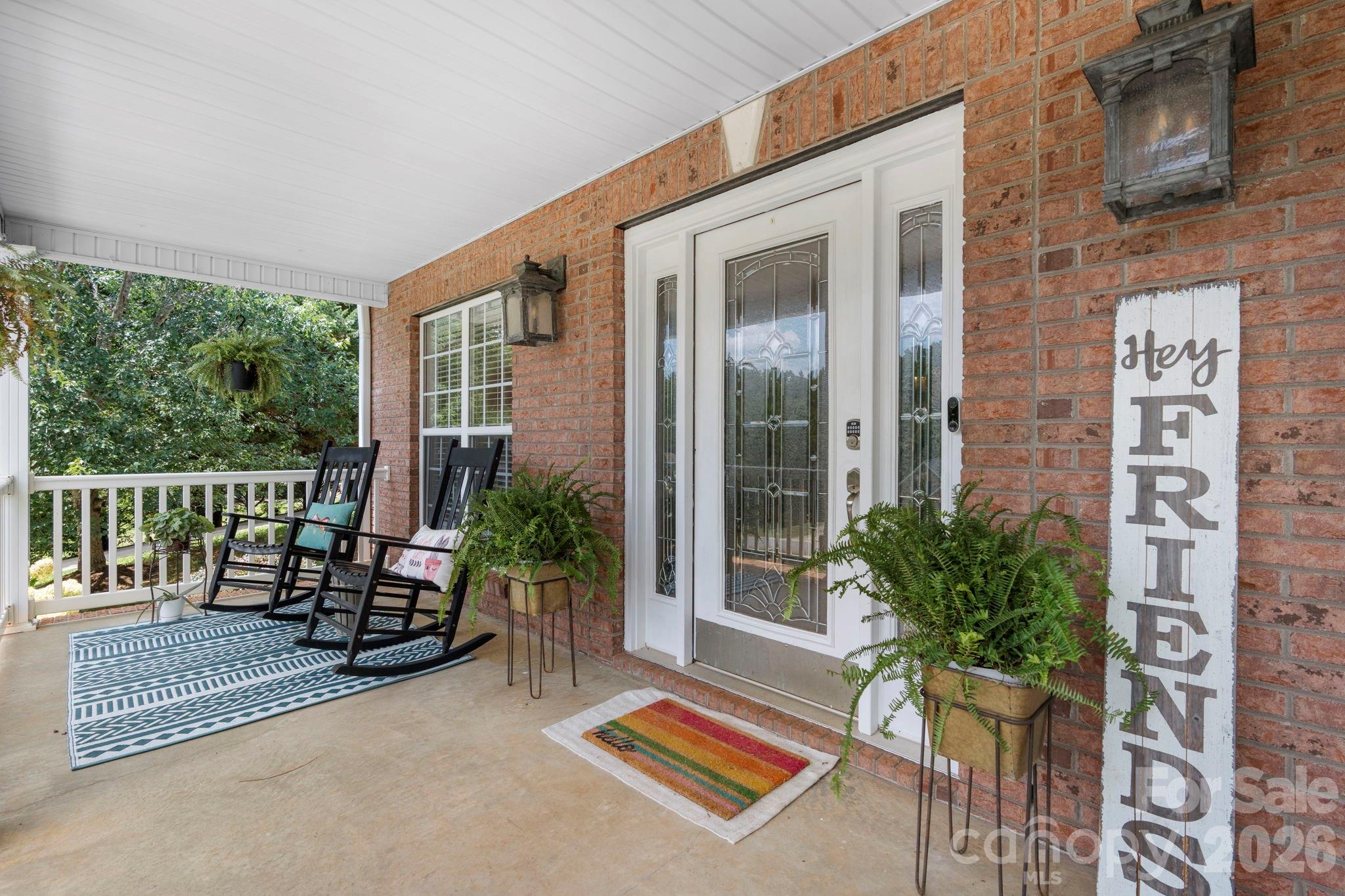 1221 Willow Creek Drive — Newton
