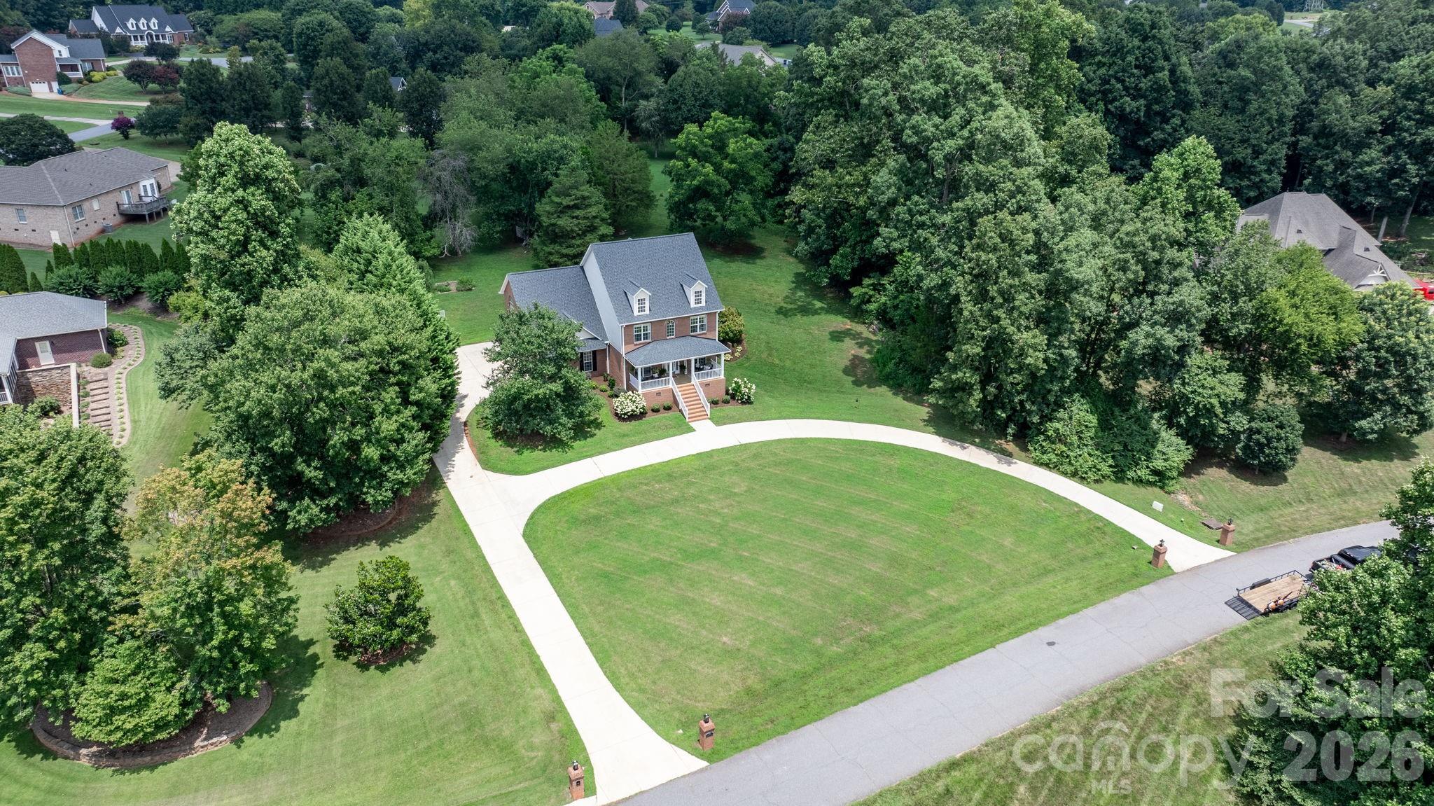 1221 Willow Creek Drive — Newton