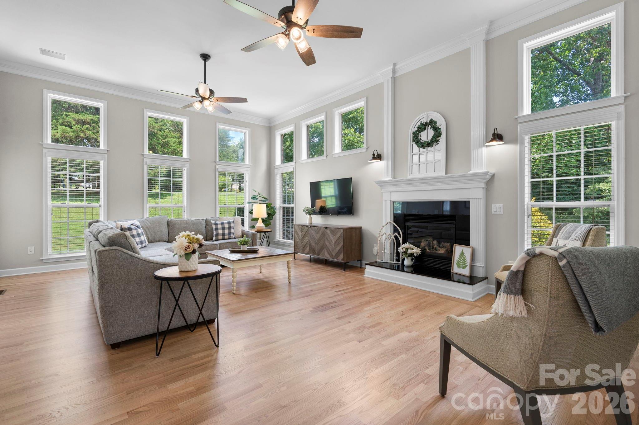 1221 Willow Creek Drive — Newton
