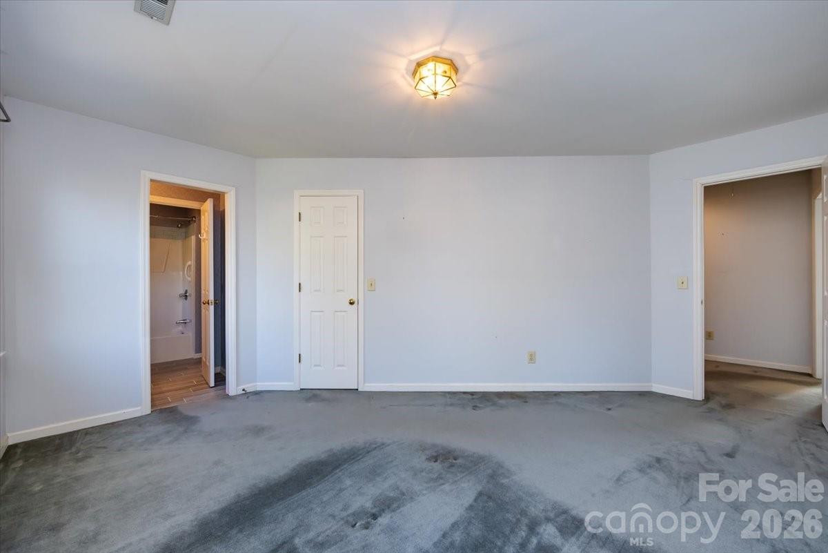 5901 Havencrest Court NW — Concord