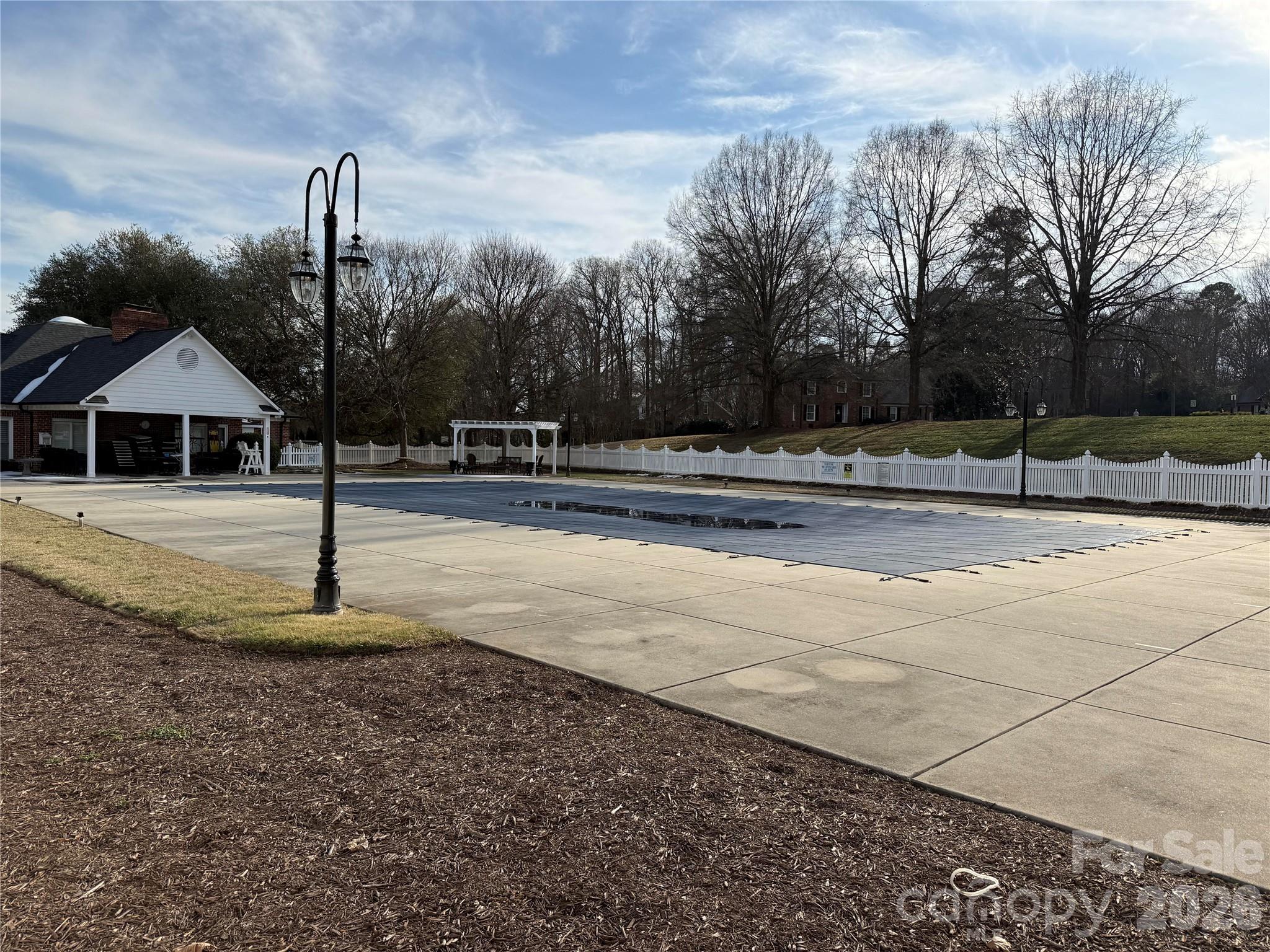 5901 Havencrest Court NW — Concord