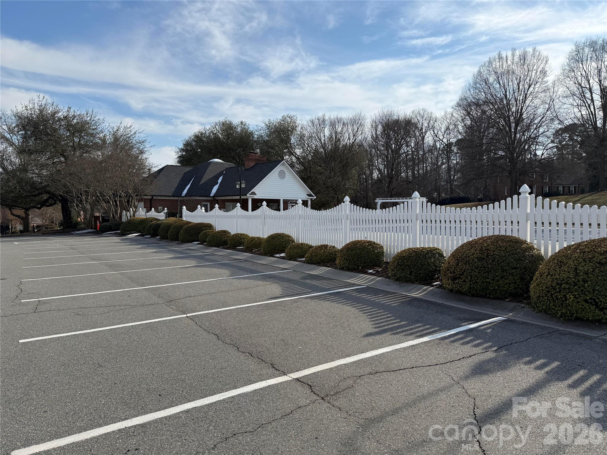 5901 Havencrest Court NW — Concord