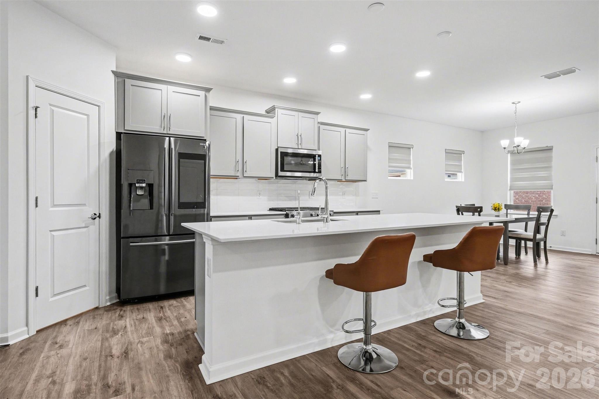 11126 Glasden Road — Charlotte