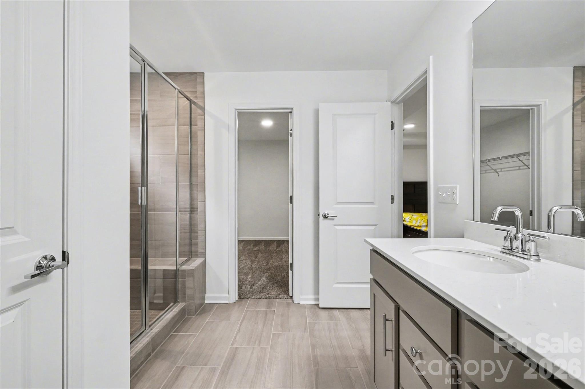 11126 Glasden Road — Charlotte