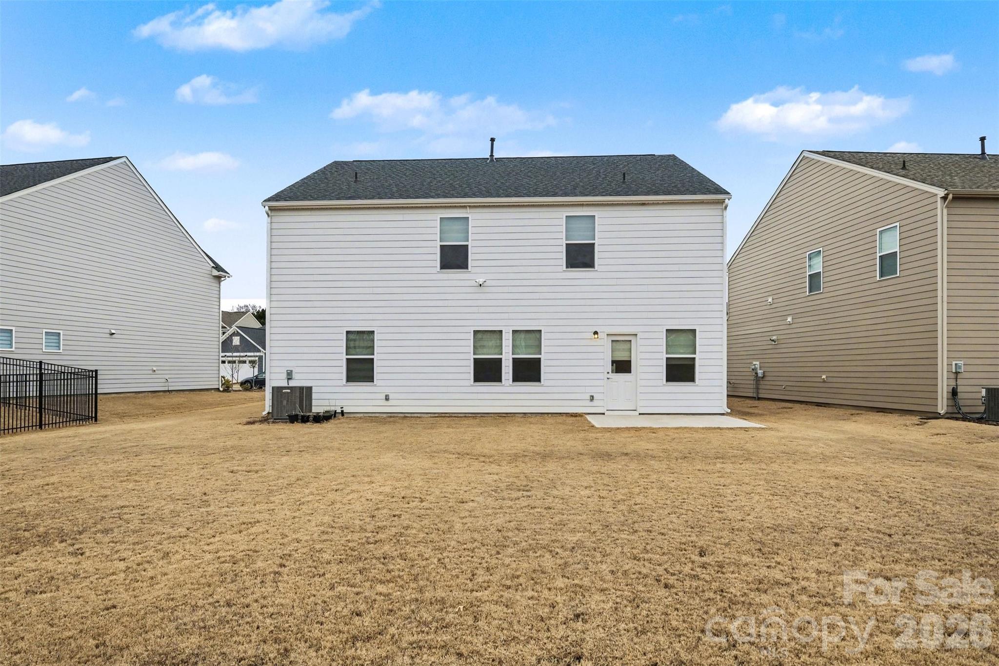 11126 Glasden Road — Charlotte