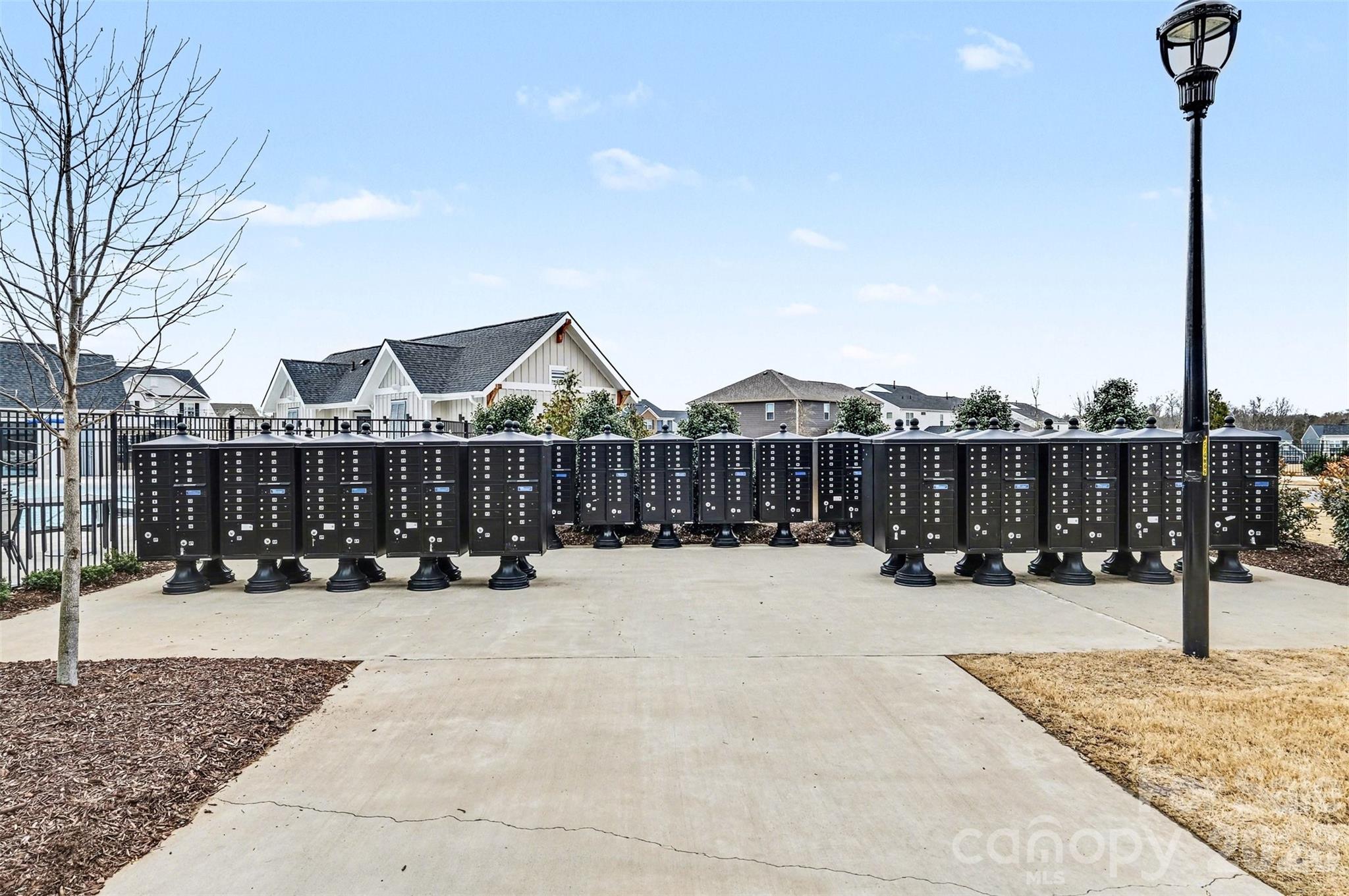 11126 Glasden Road — Charlotte
