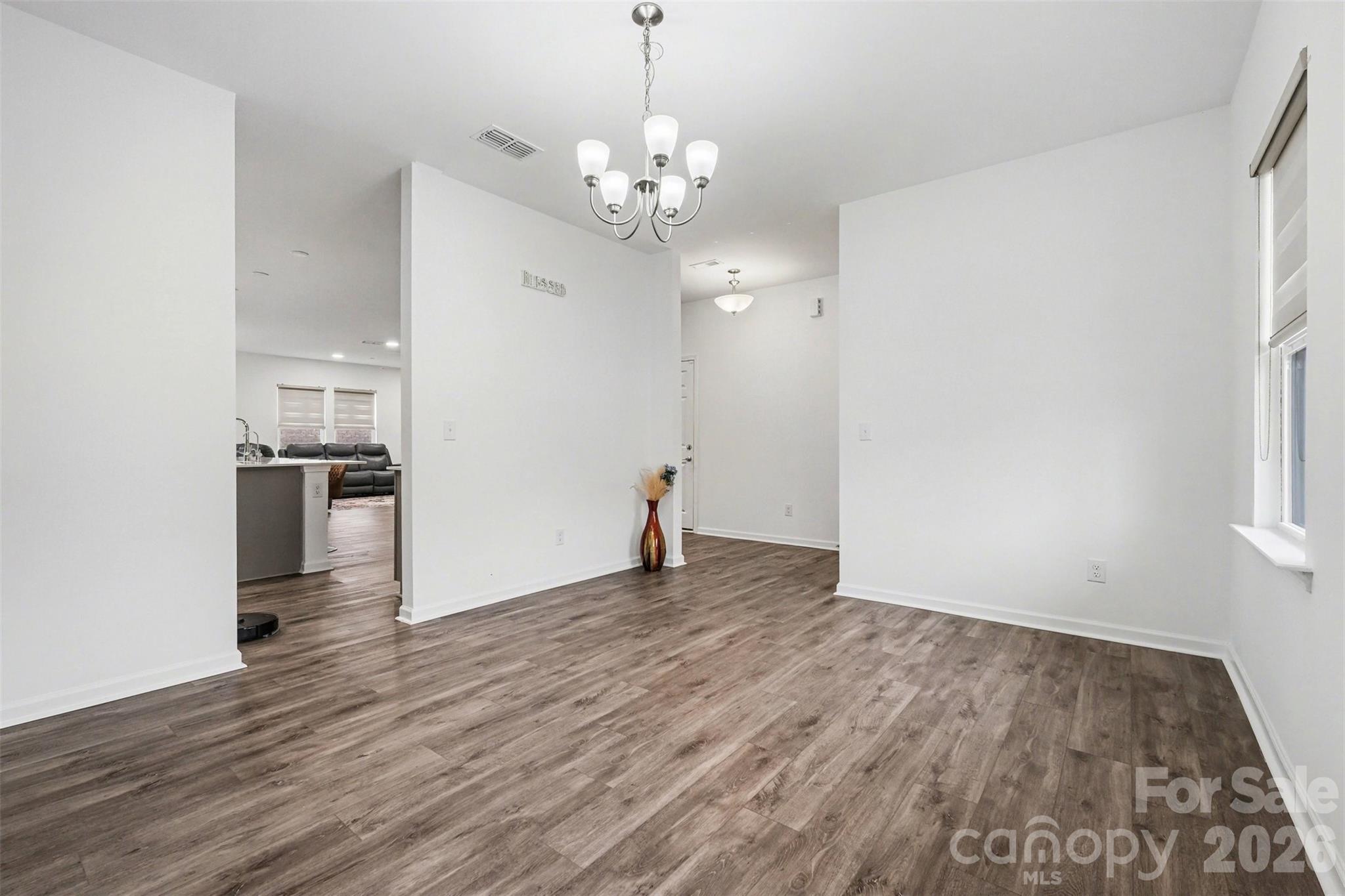 11126 Glasden Road — Charlotte