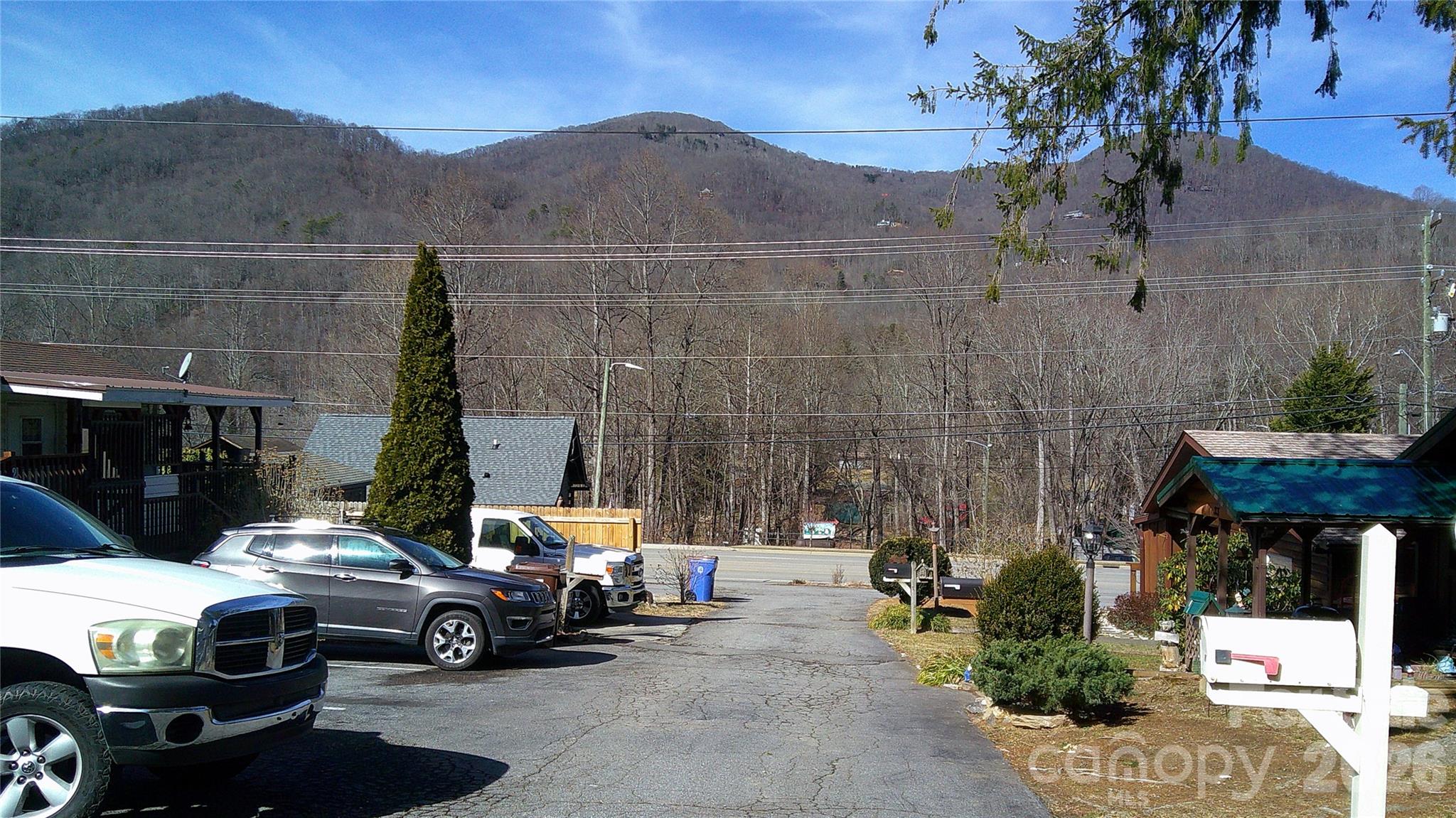 41 Shirdash Drive — Maggie Valley