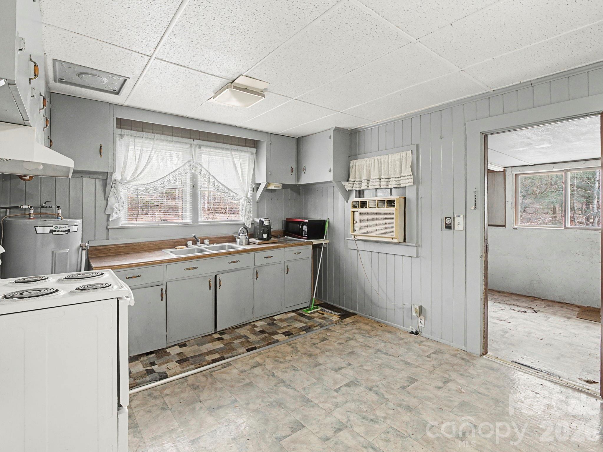 1526 Bills Creek Road — Lake Lure