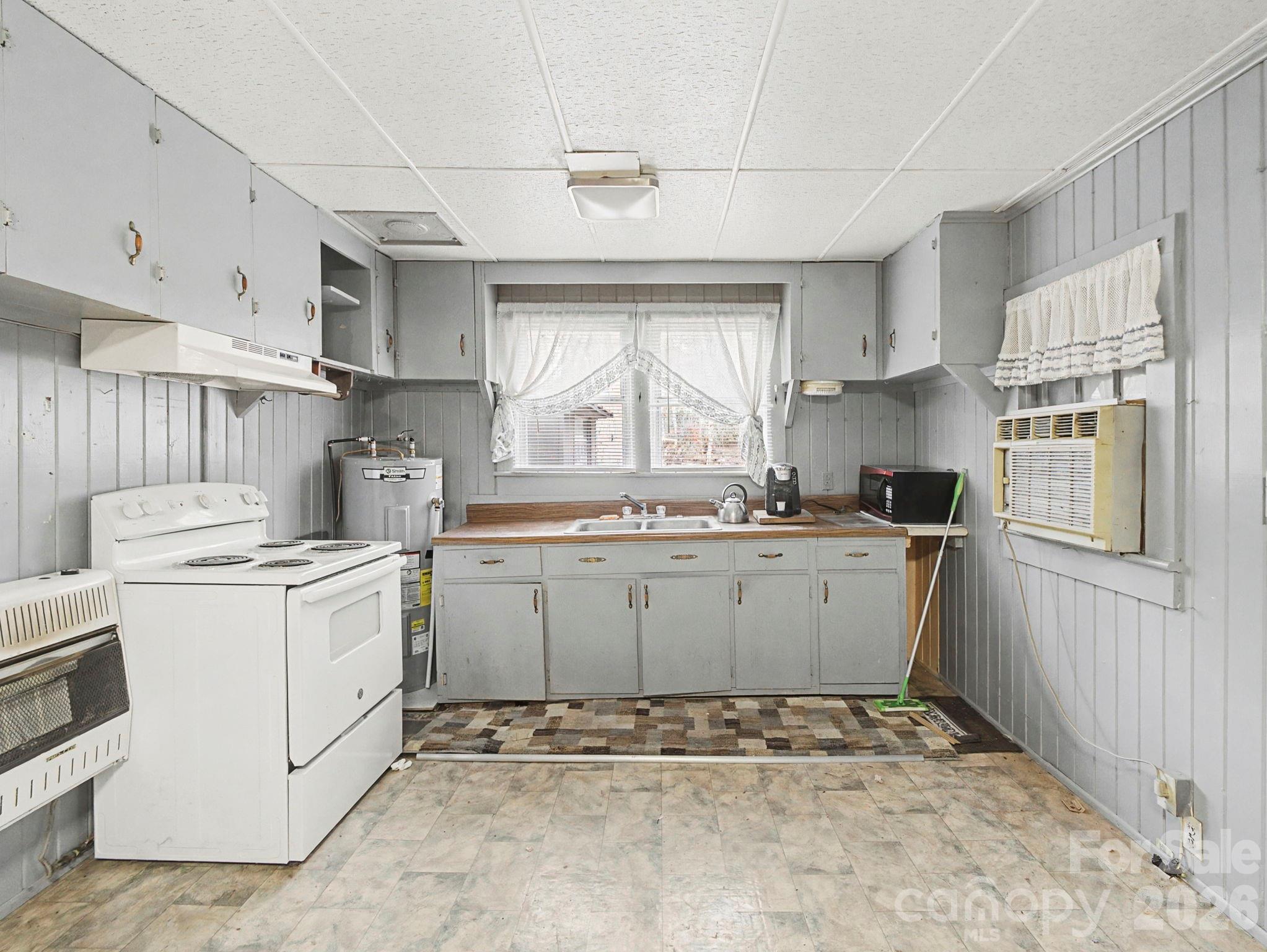 1526 Bills Creek Road — Lake Lure