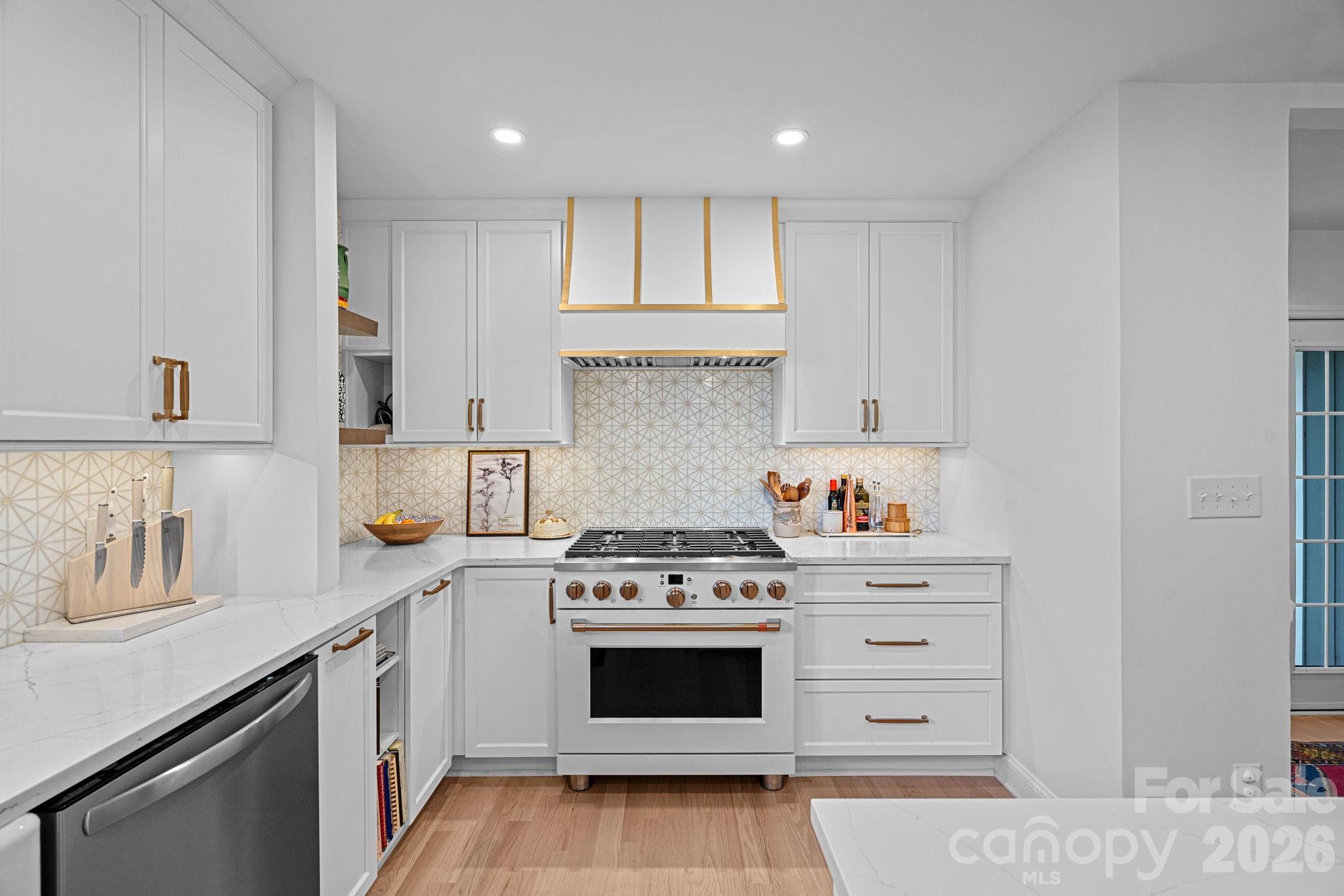 109 Sandy Shore Drive — Mooresville