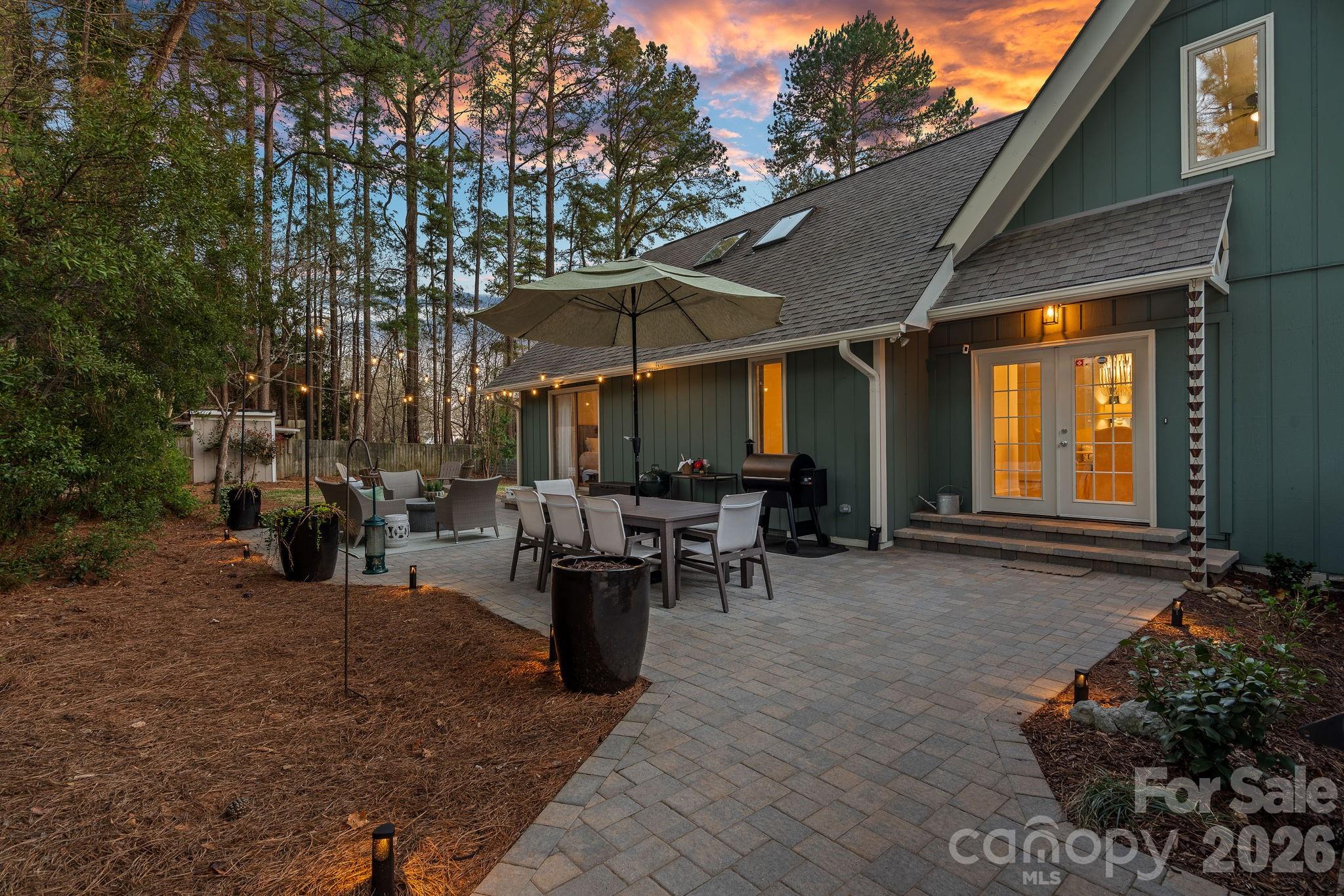 109 Sandy Shore Drive — Mooresville