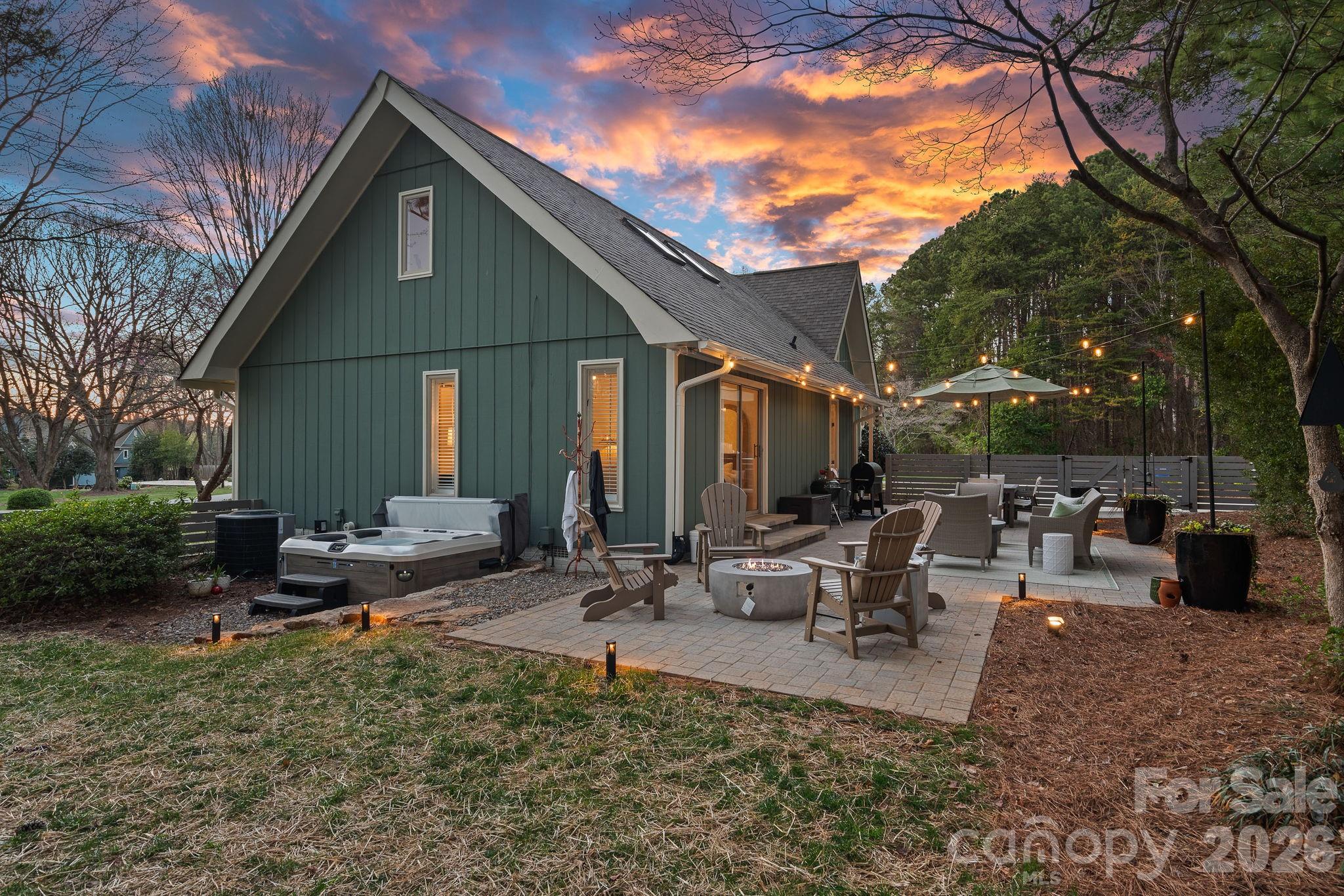 109 Sandy Shore Drive — Mooresville