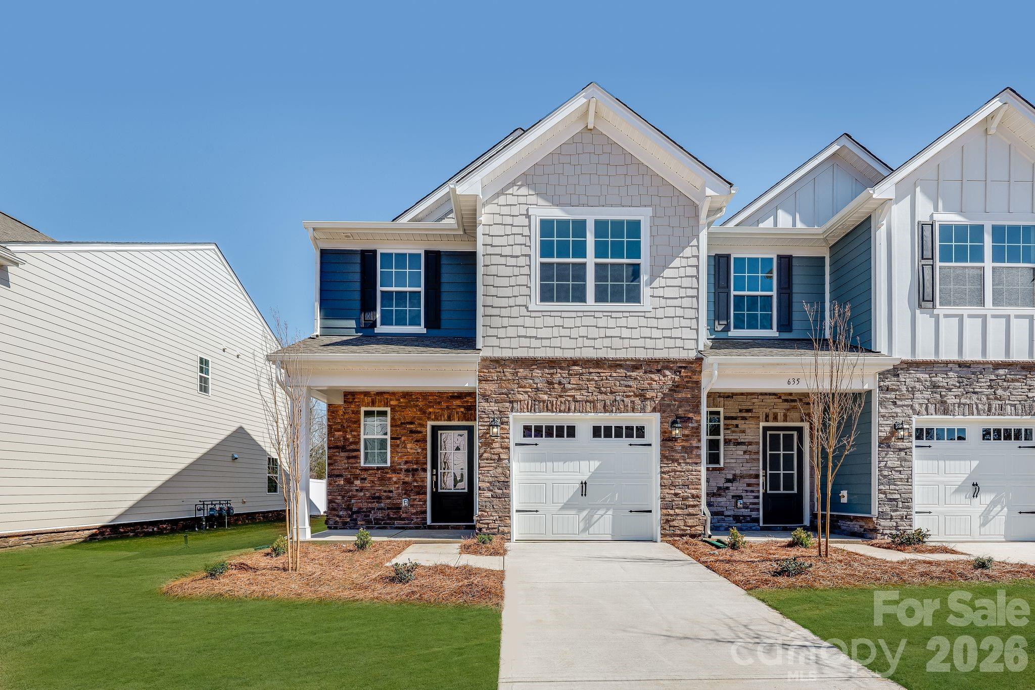 631 Sparano Loop — York