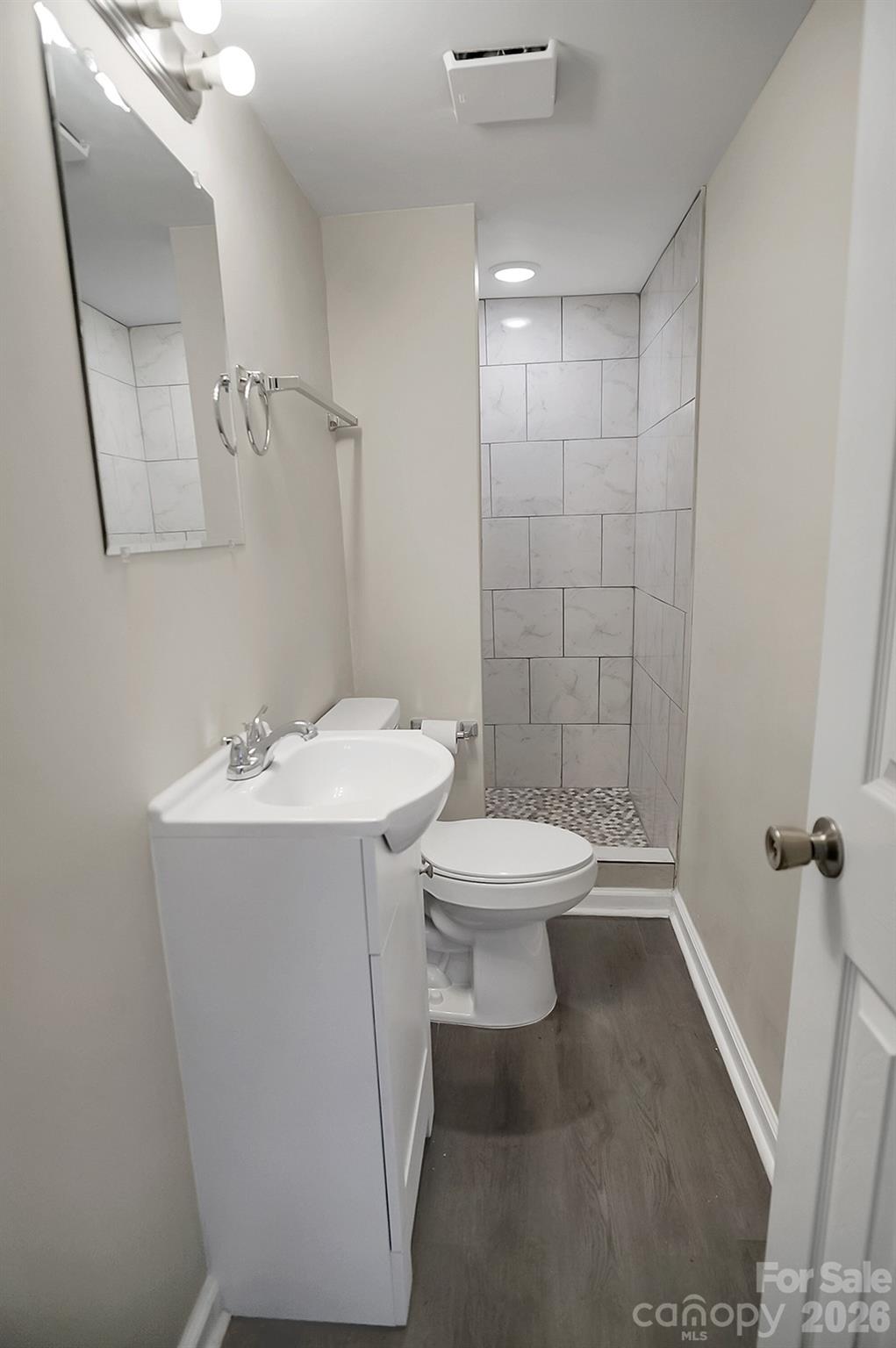 301 Jc Dellinger Road — Cherryville