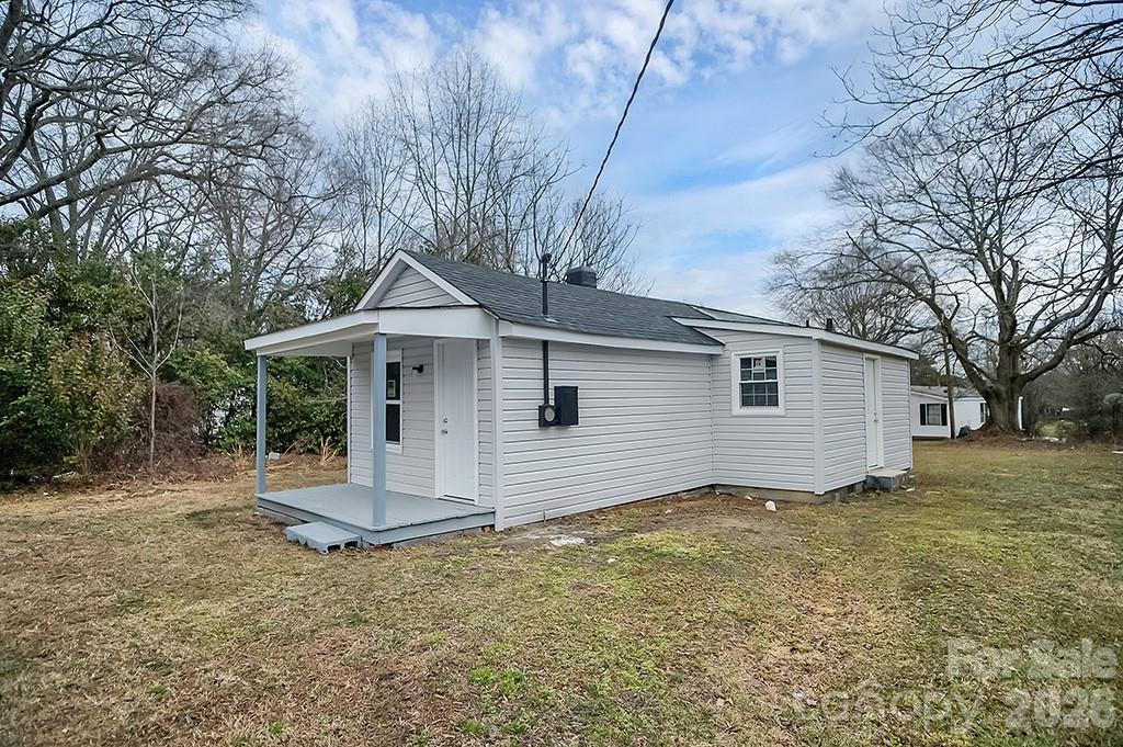 301 Jc Dellinger Road — Cherryville