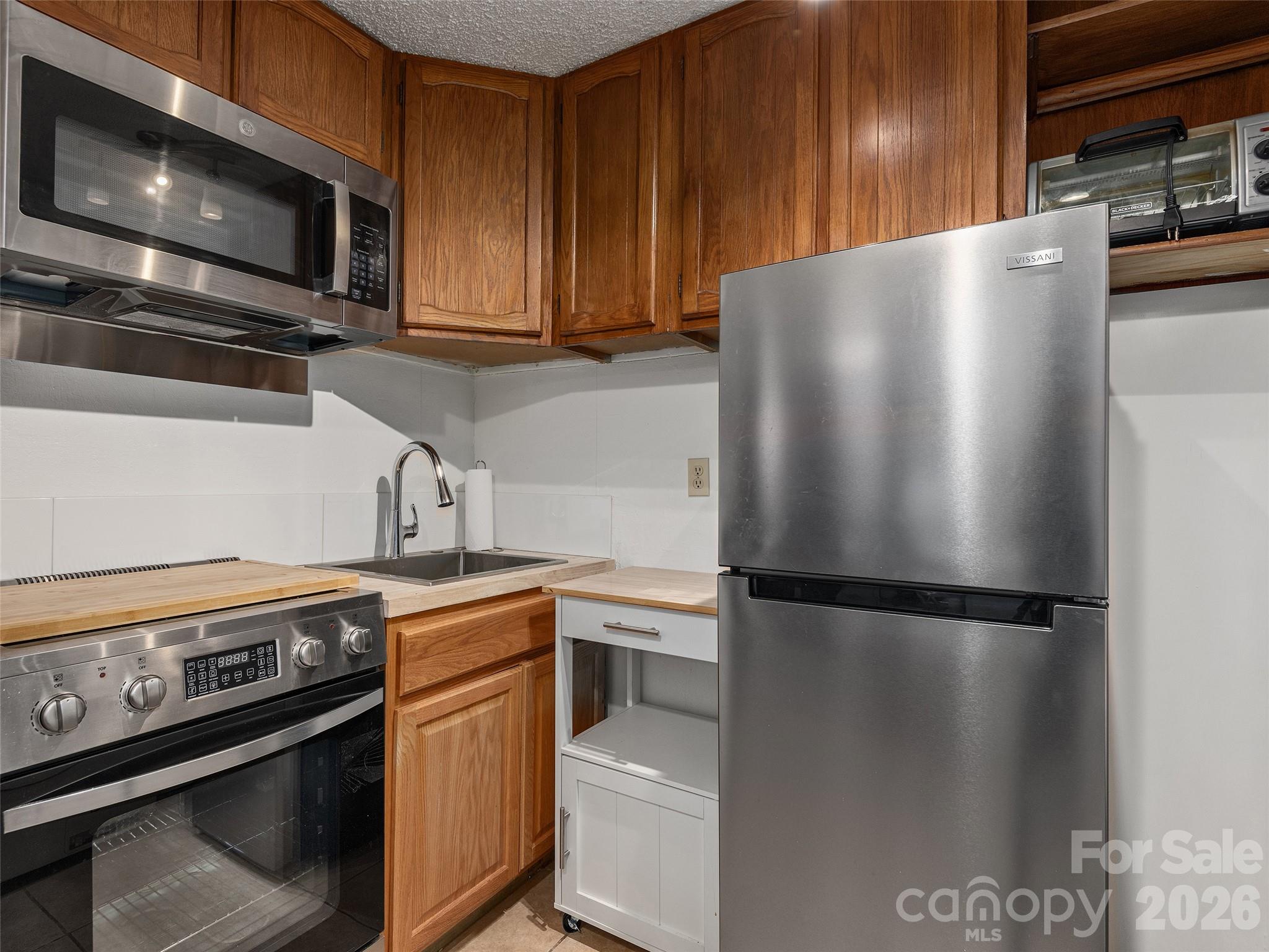 116 Vehorn Road — Fairview
