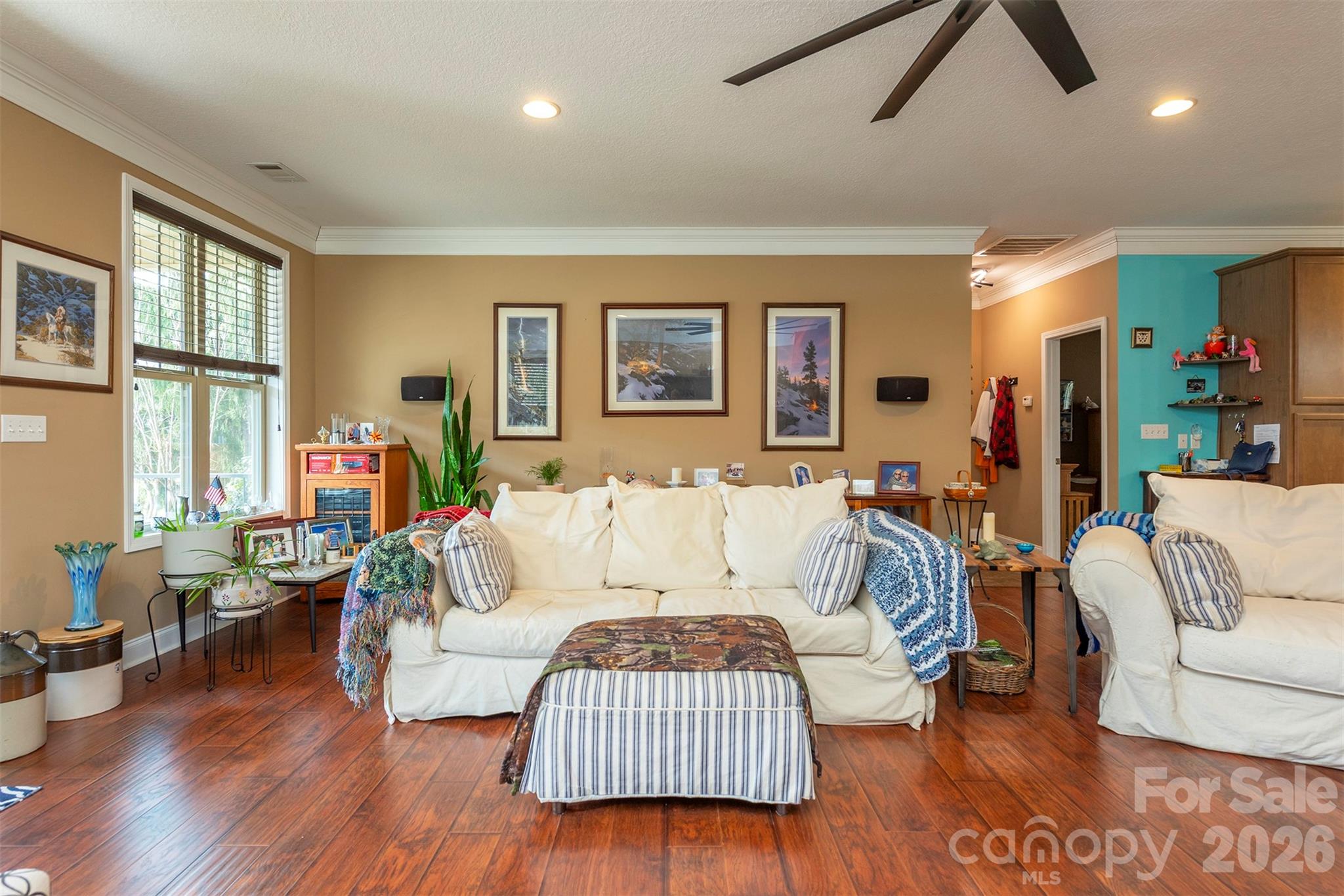 18 Hoye Lane — Candler