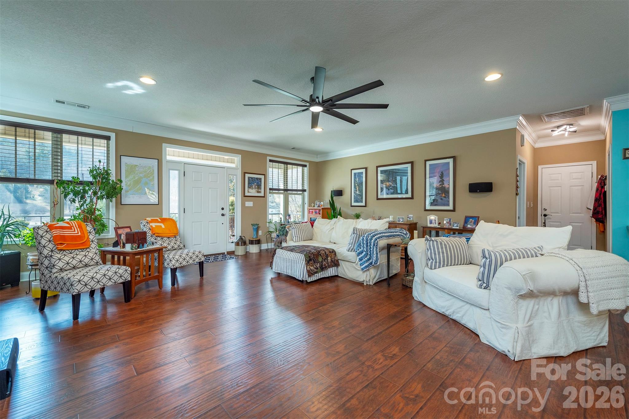 18 Hoye Lane — Candler