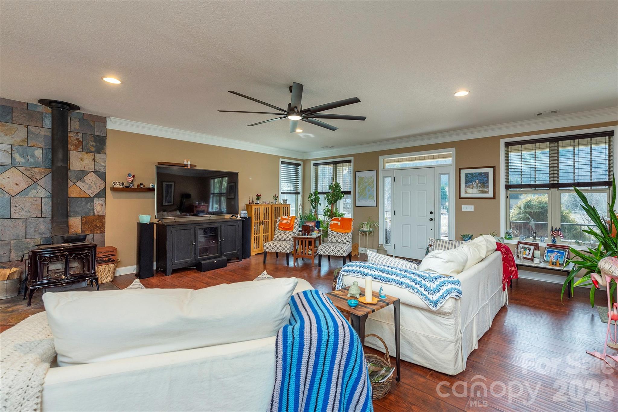 18 Hoye Lane — Candler