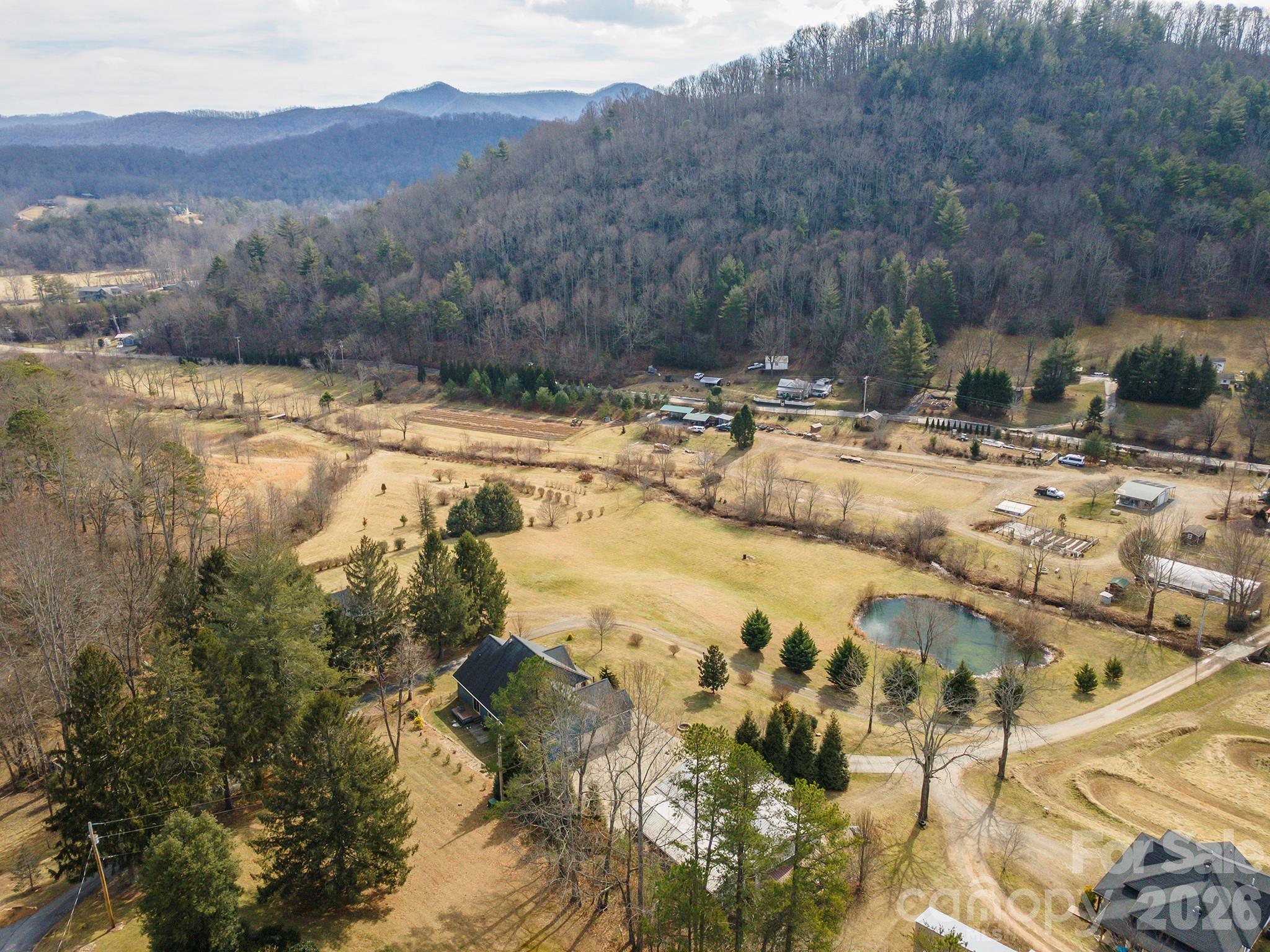 18 Hoye Lane — Candler