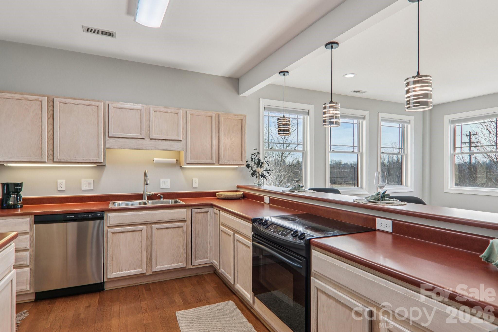 475 S Church Street #E — Hendersonville