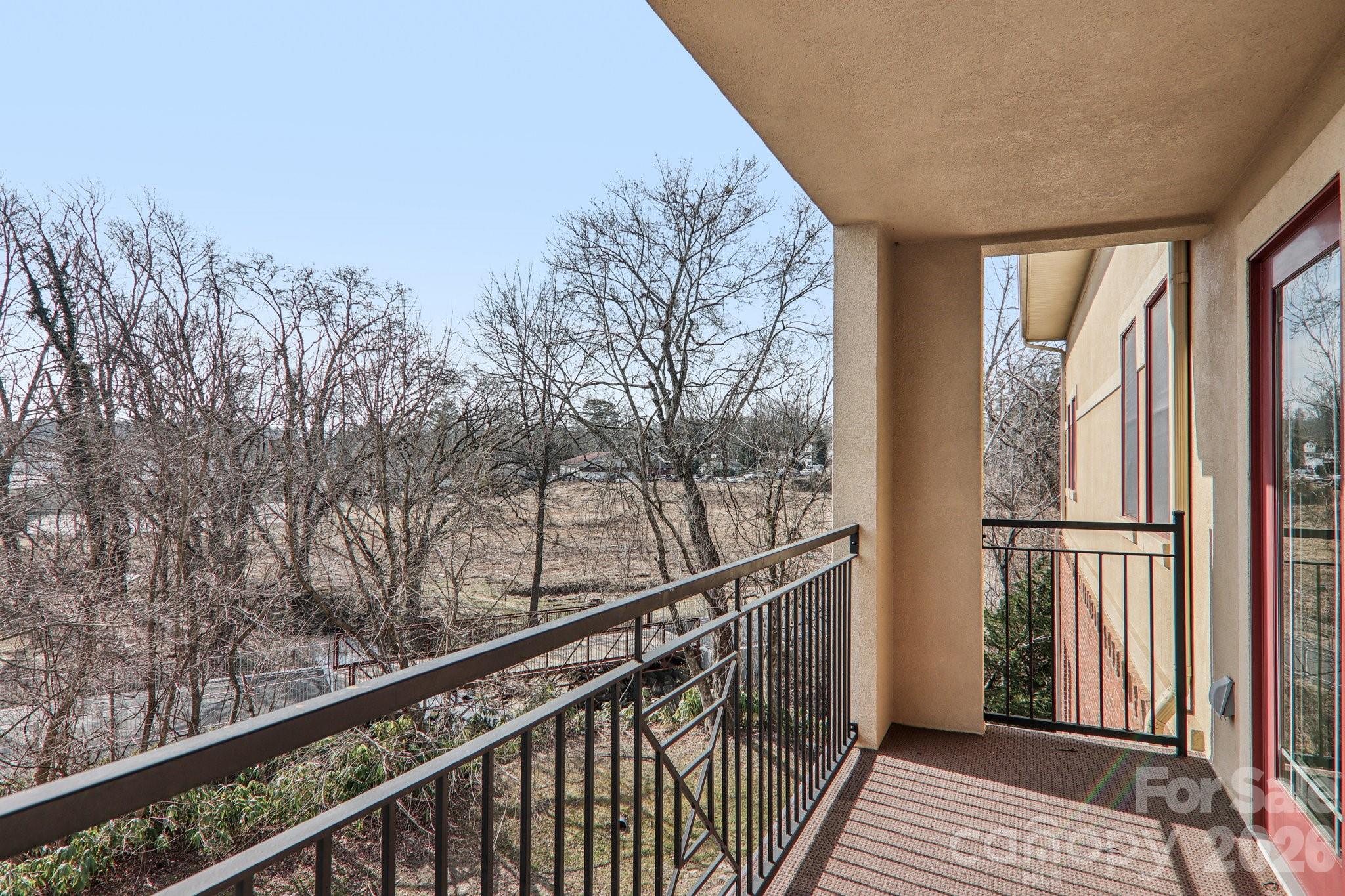 475 S Church Street #E — Hendersonville