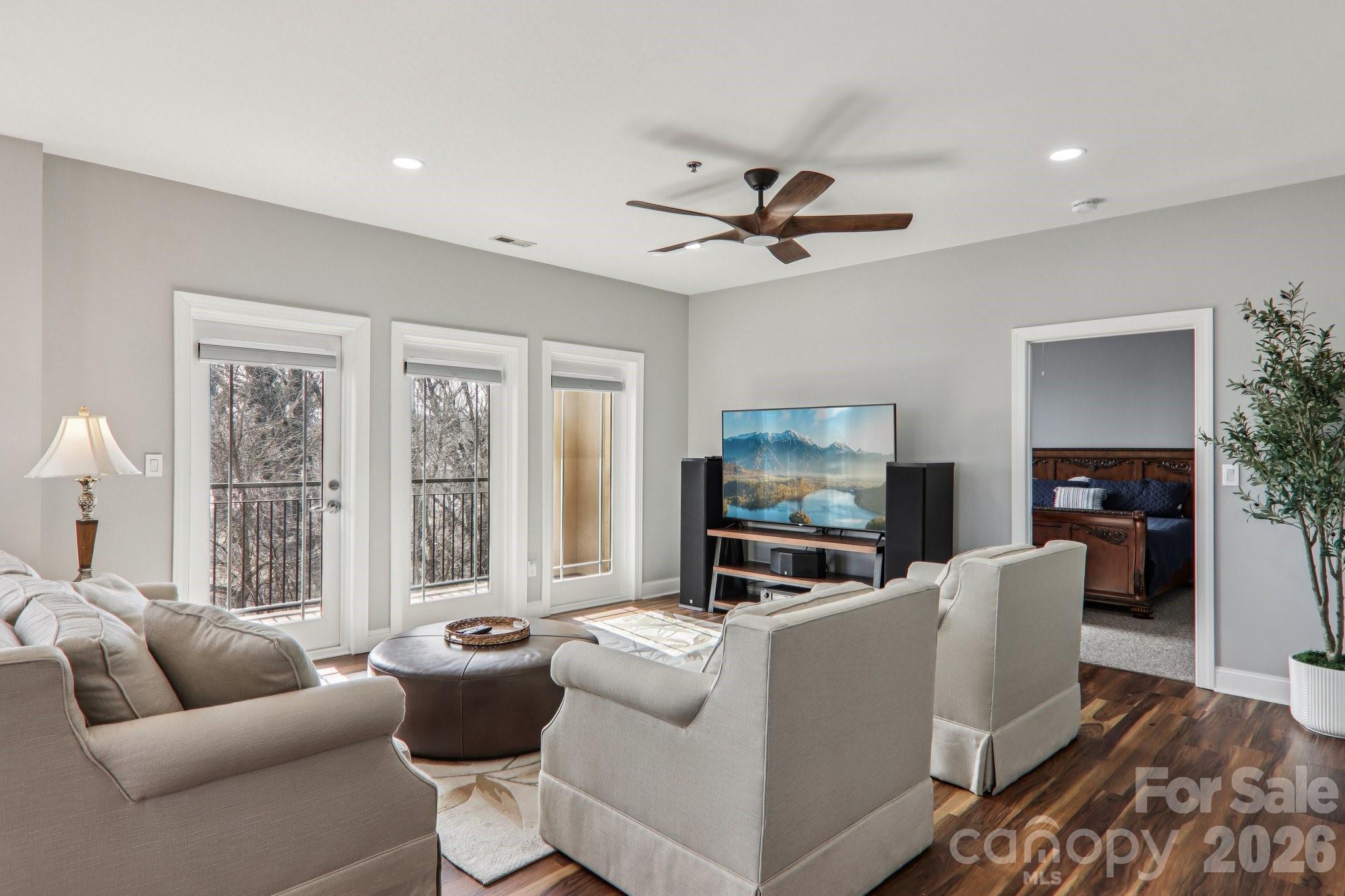 475 S Church Street #E — Hendersonville