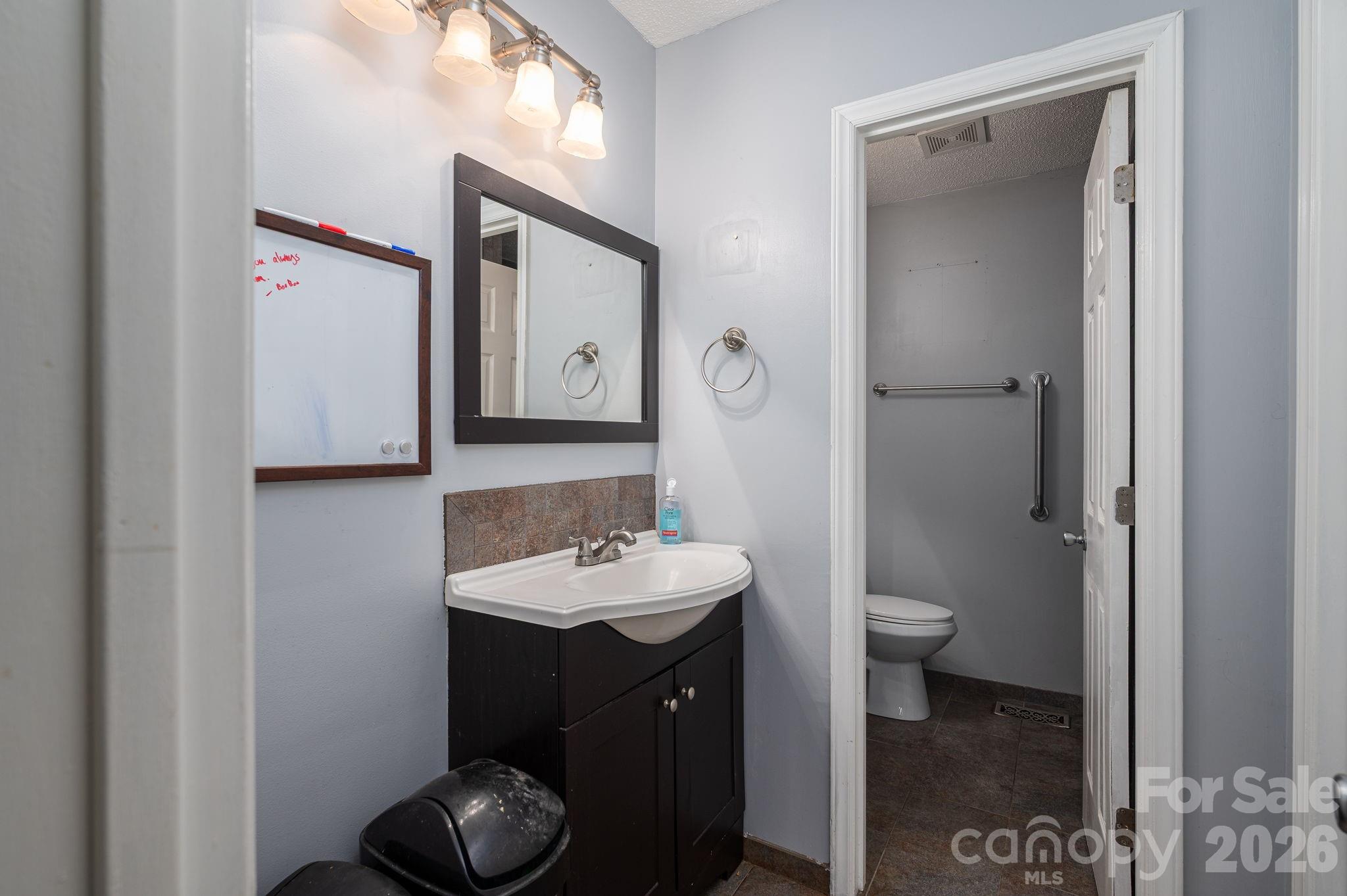 4324 Hickory Hollow Road — Gastonia