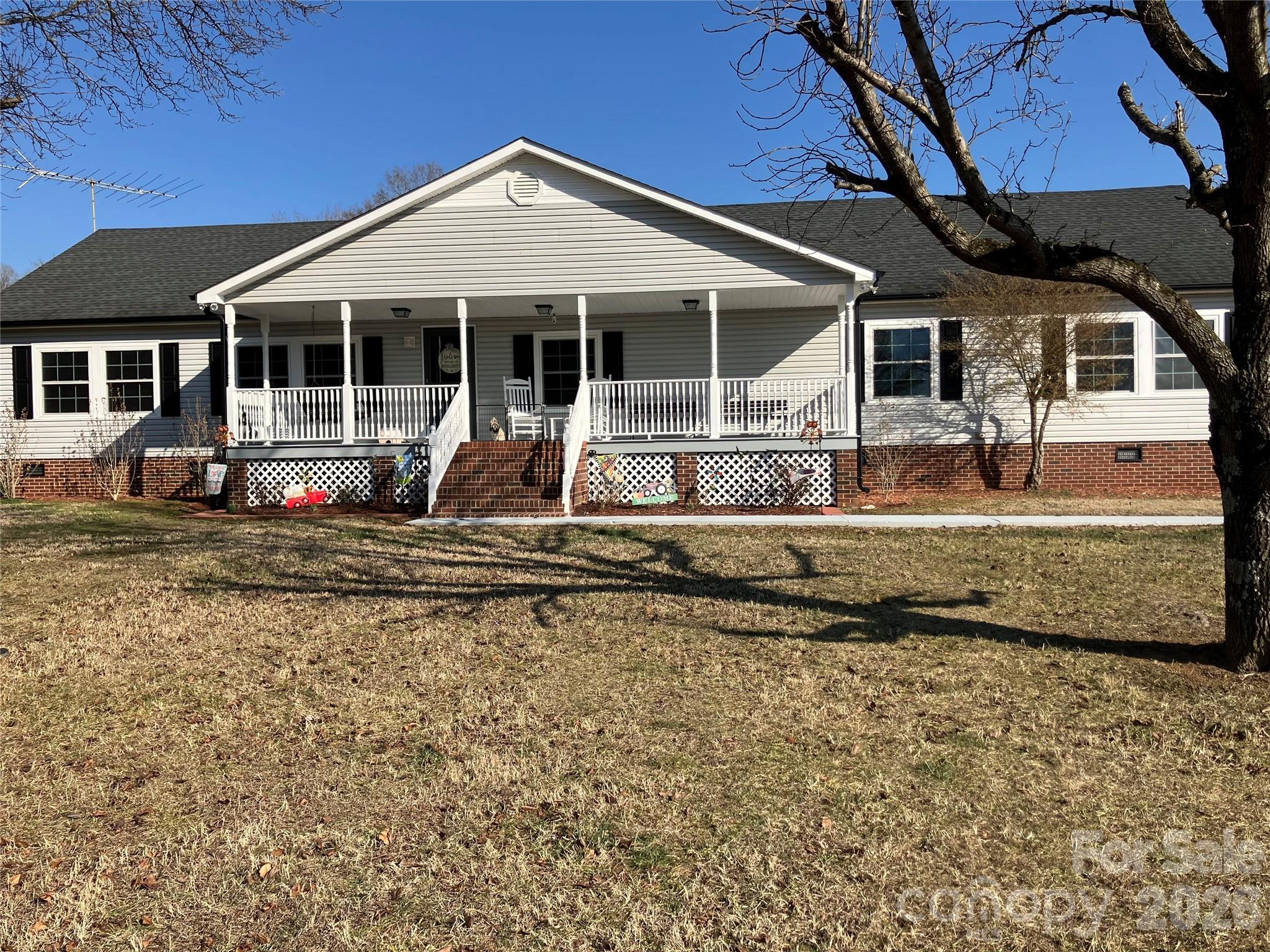 13215 Pine Bluff Road — Midland
