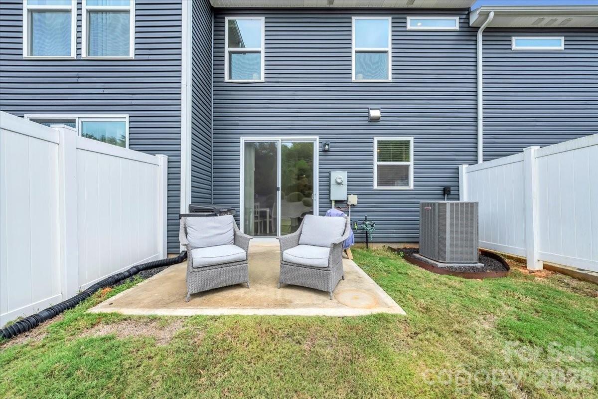 11310 Bartrams Way — Charlotte