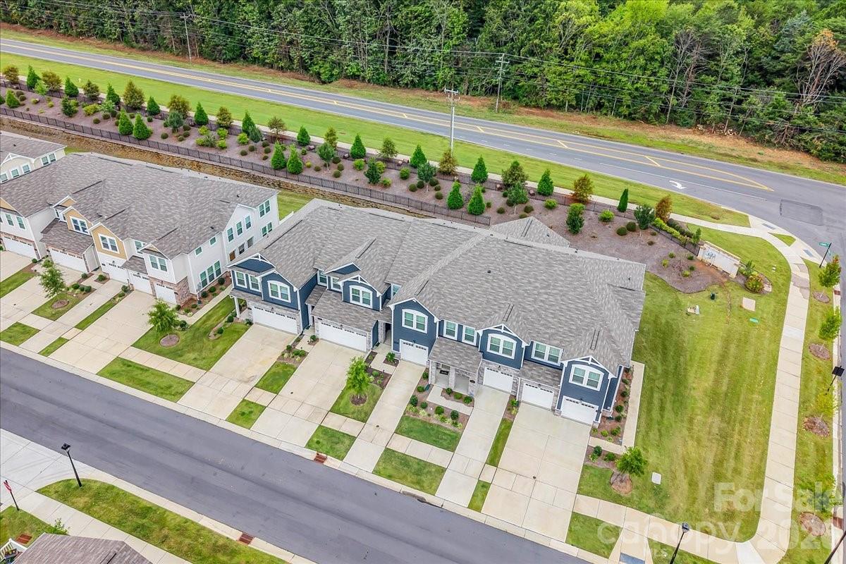 11310 Bartrams Way — Charlotte