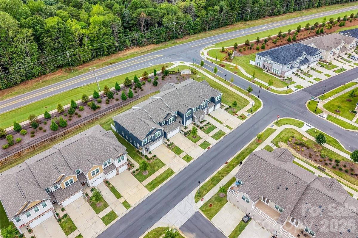 11310 Bartrams Way — Charlotte