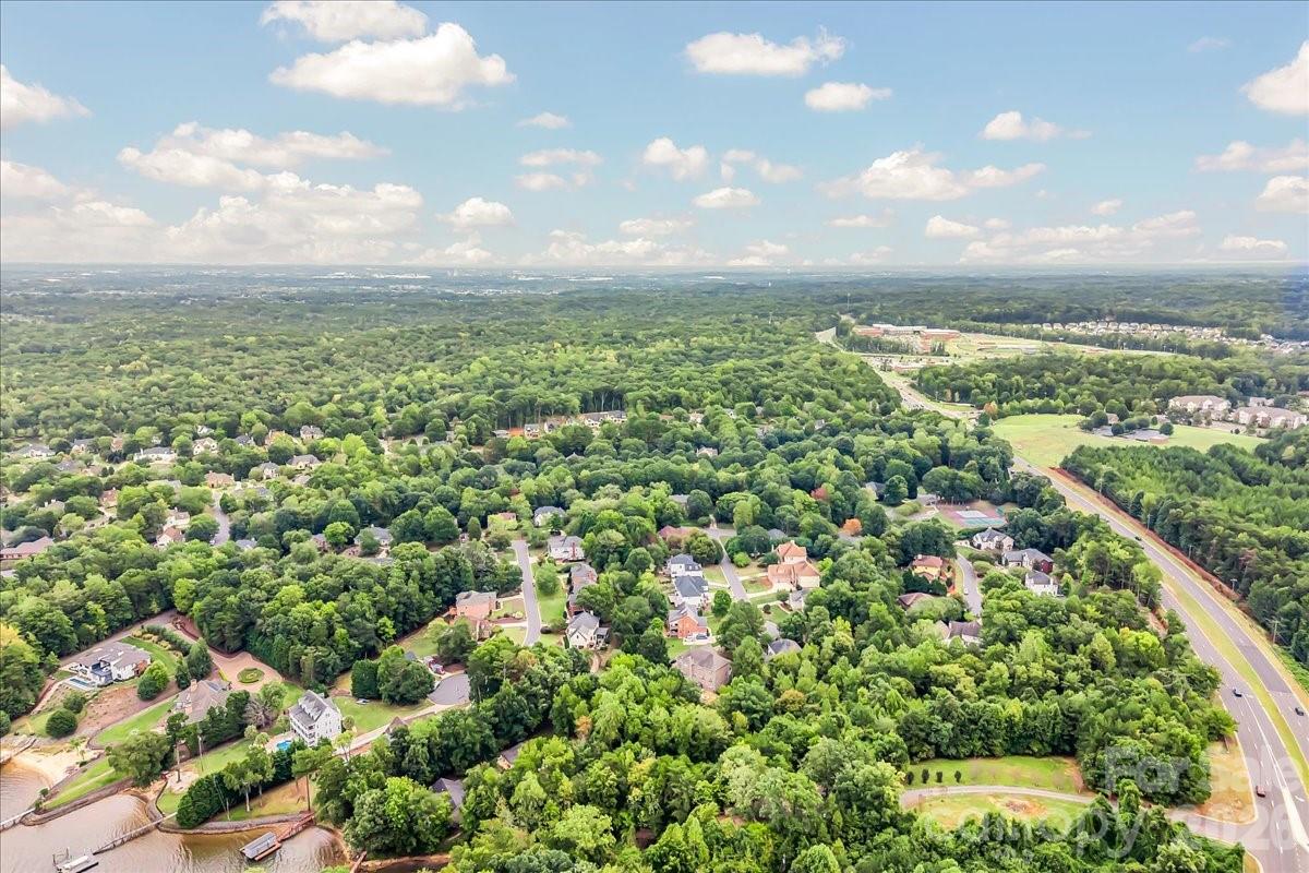 11310 Bartrams Way — Charlotte