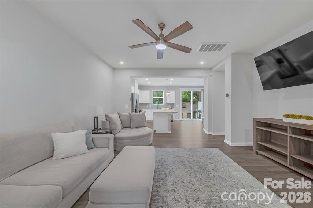 11310 Bartrams Way — Charlotte
