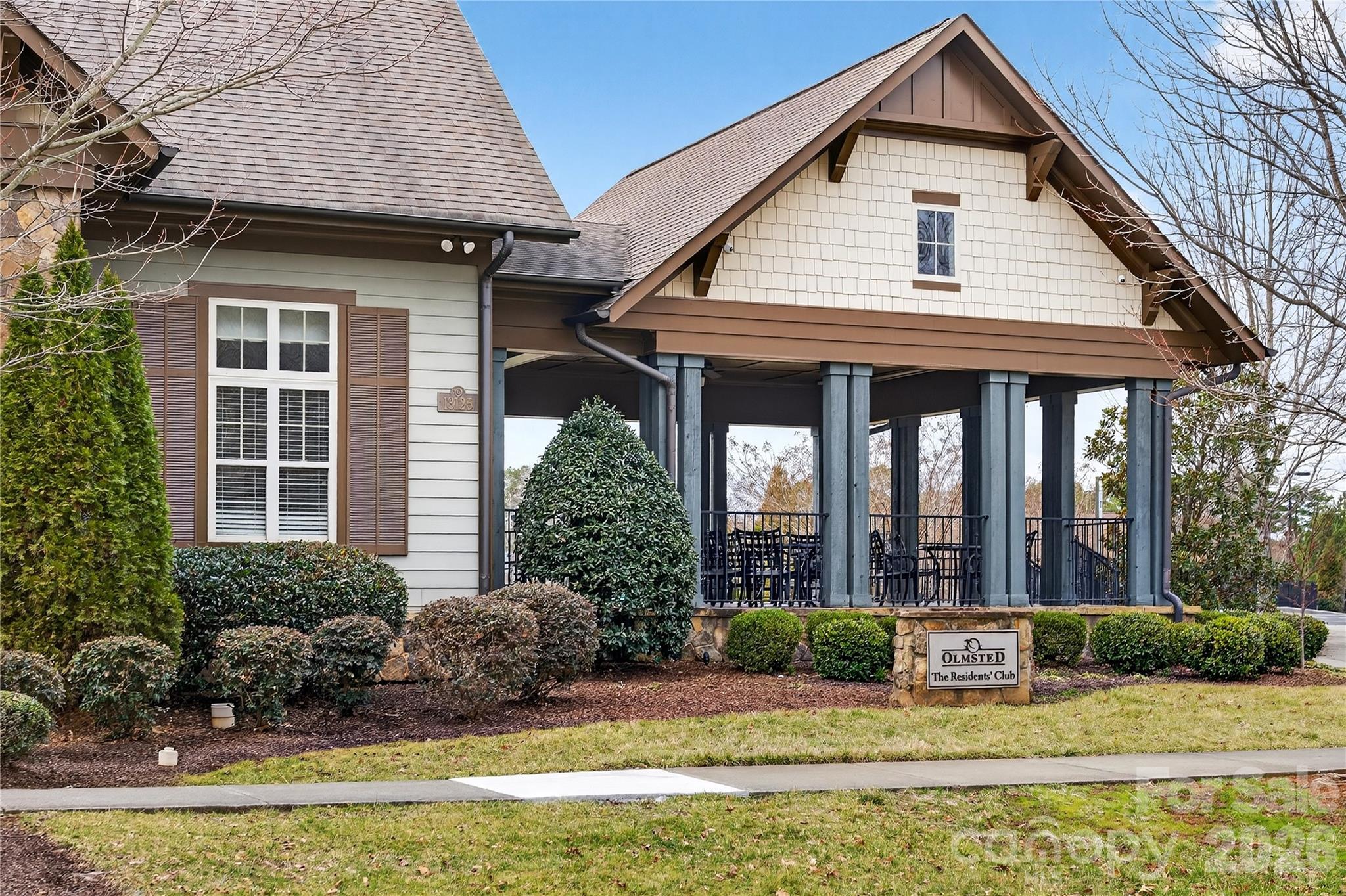 13832 Water Terrace Drive — Huntersville