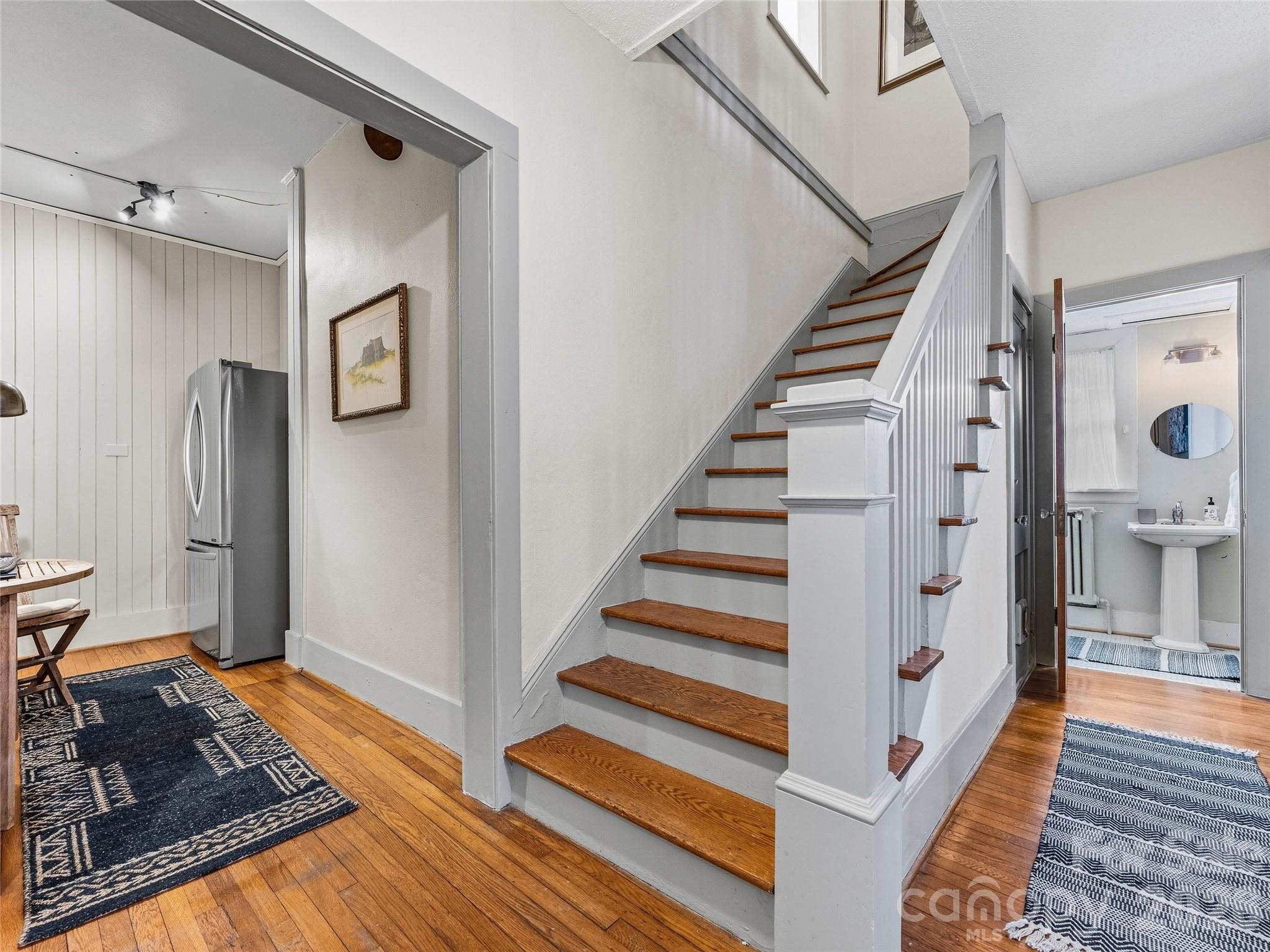 4 Duke Street — Asheville