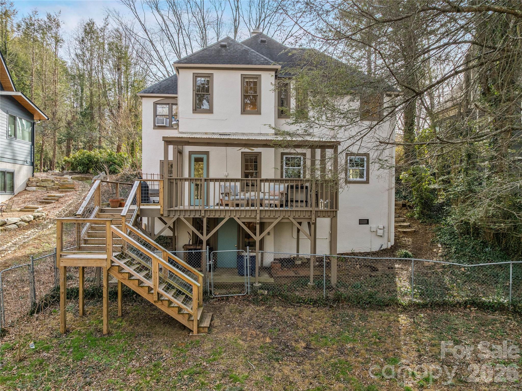 4 Duke Street — Asheville
