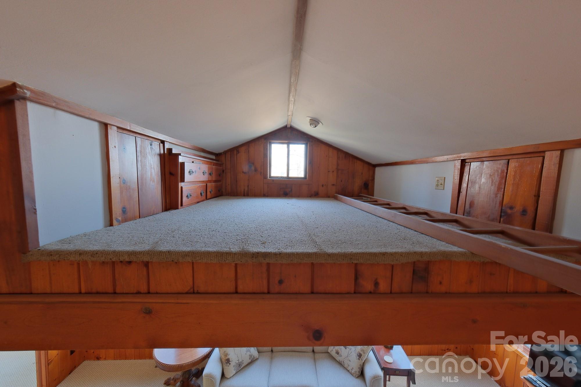71 Norfolk Lane — Laurel Park