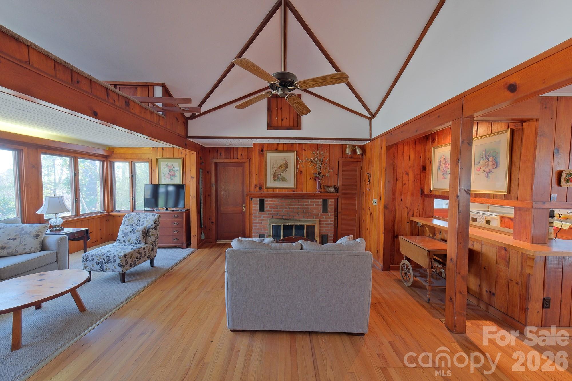 71 Norfolk Lane — Laurel Park
