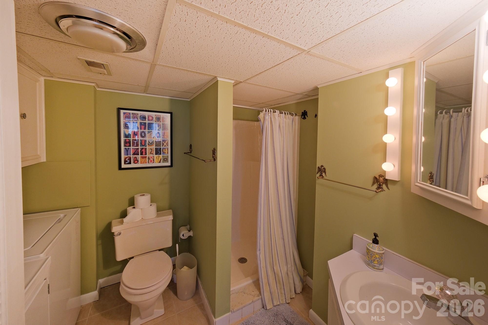 71 Norfolk Lane — Laurel Park